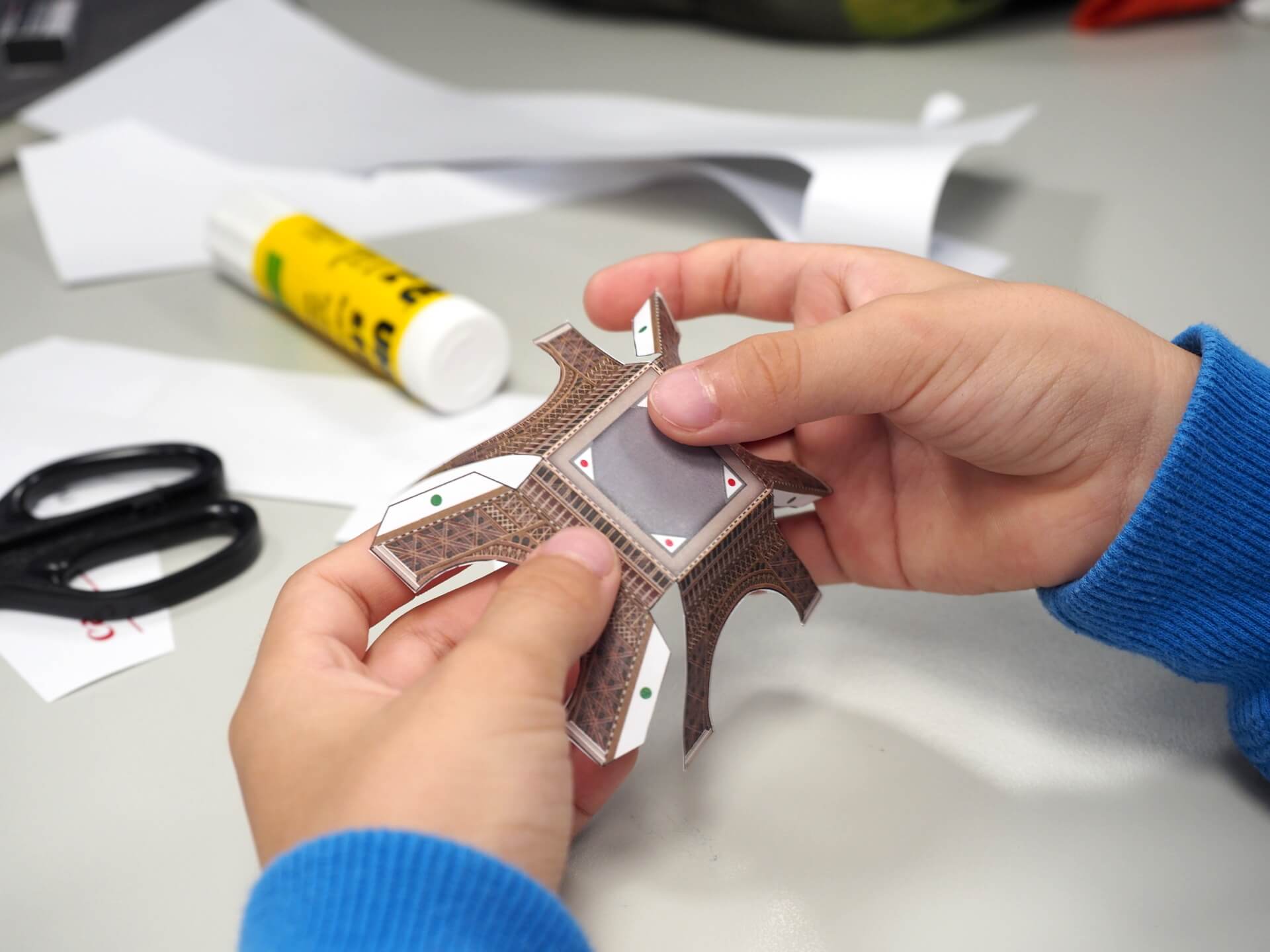 巴黎鐵塔紙模型