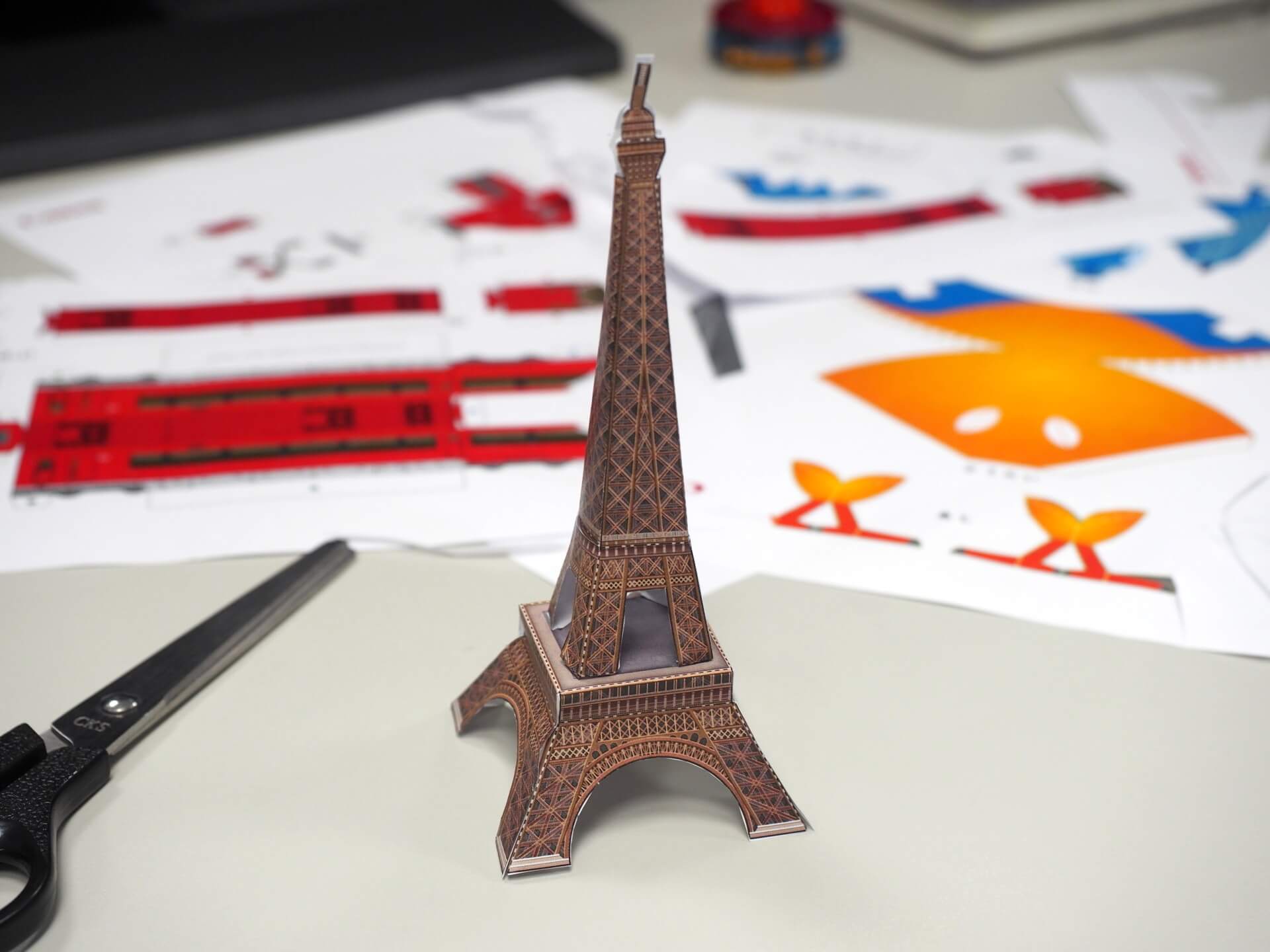 巴黎鐵塔紙模型