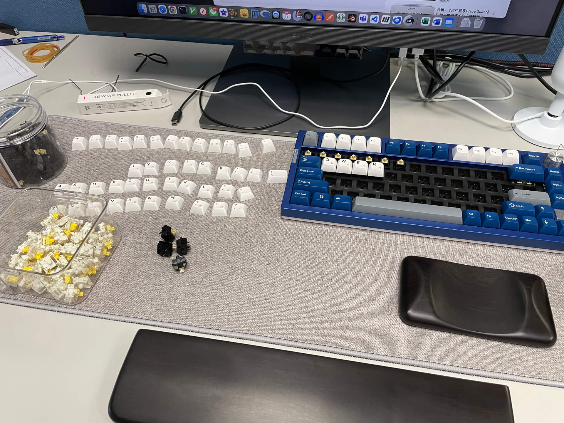 更換君主 MONTECH MKey PRO 鍵盤軸體