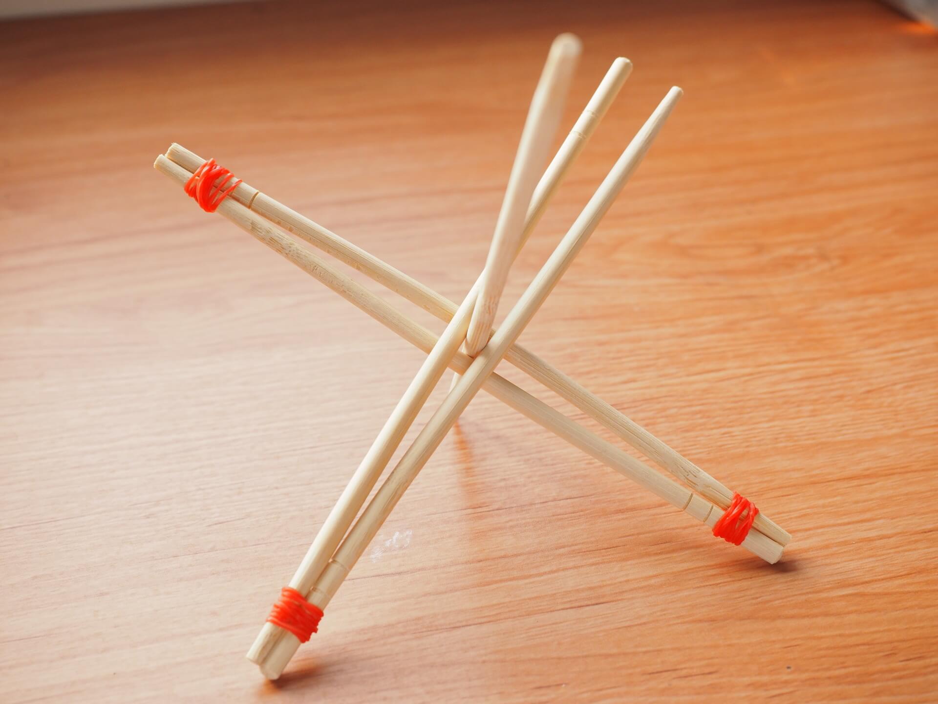 橡皮筋綁竹筷