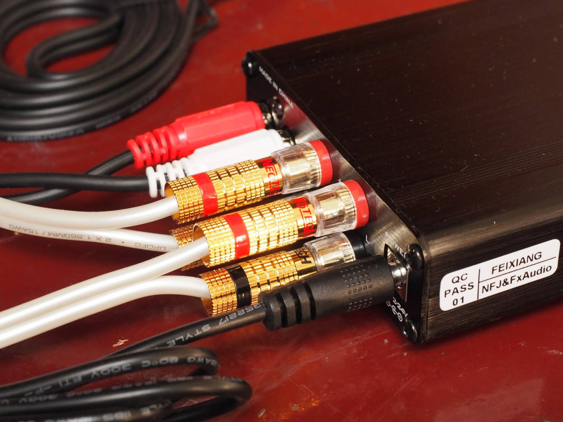 NEOTECH 喇叭線與香蕉頭