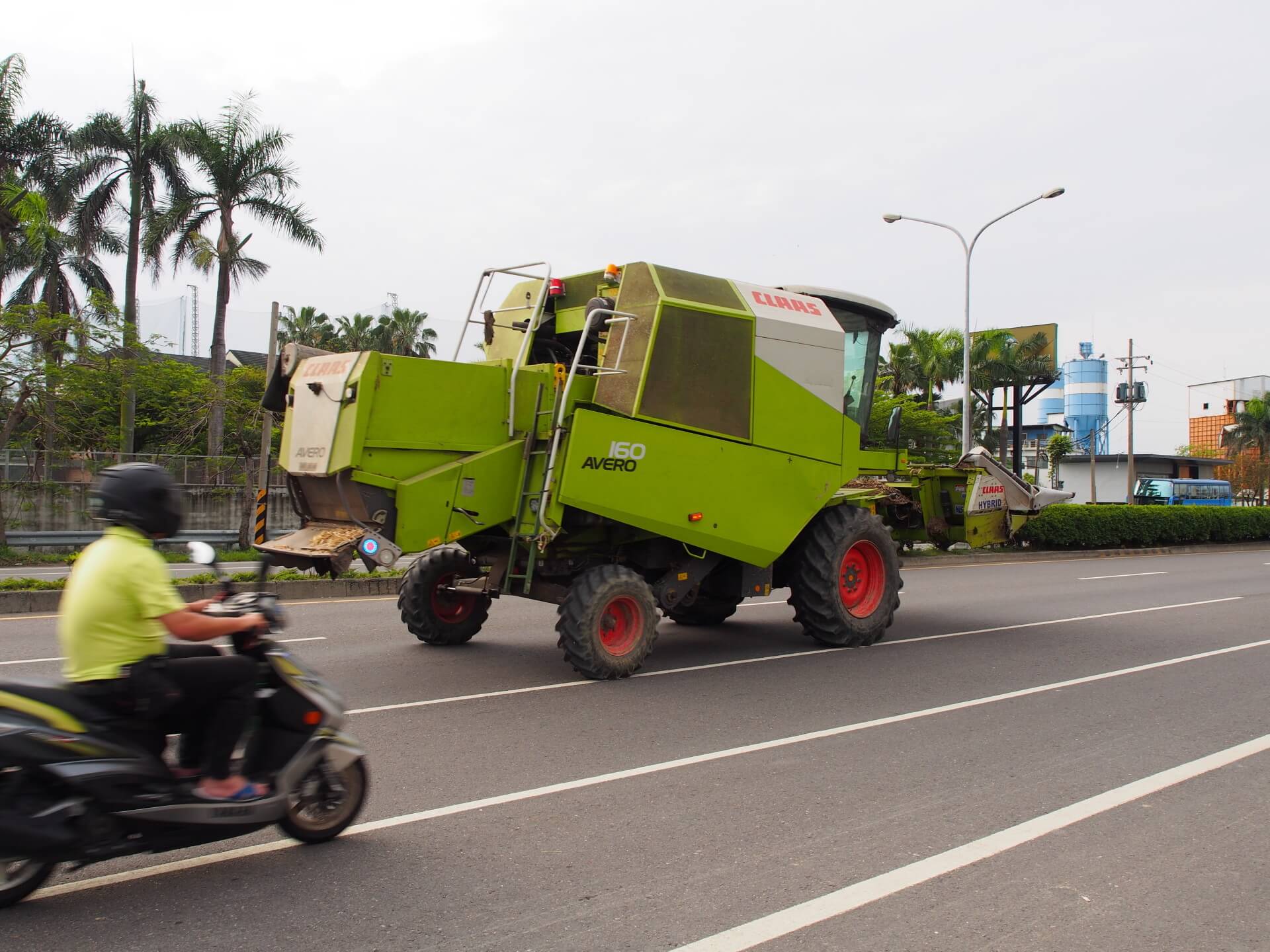CLAAS 聯合收割機