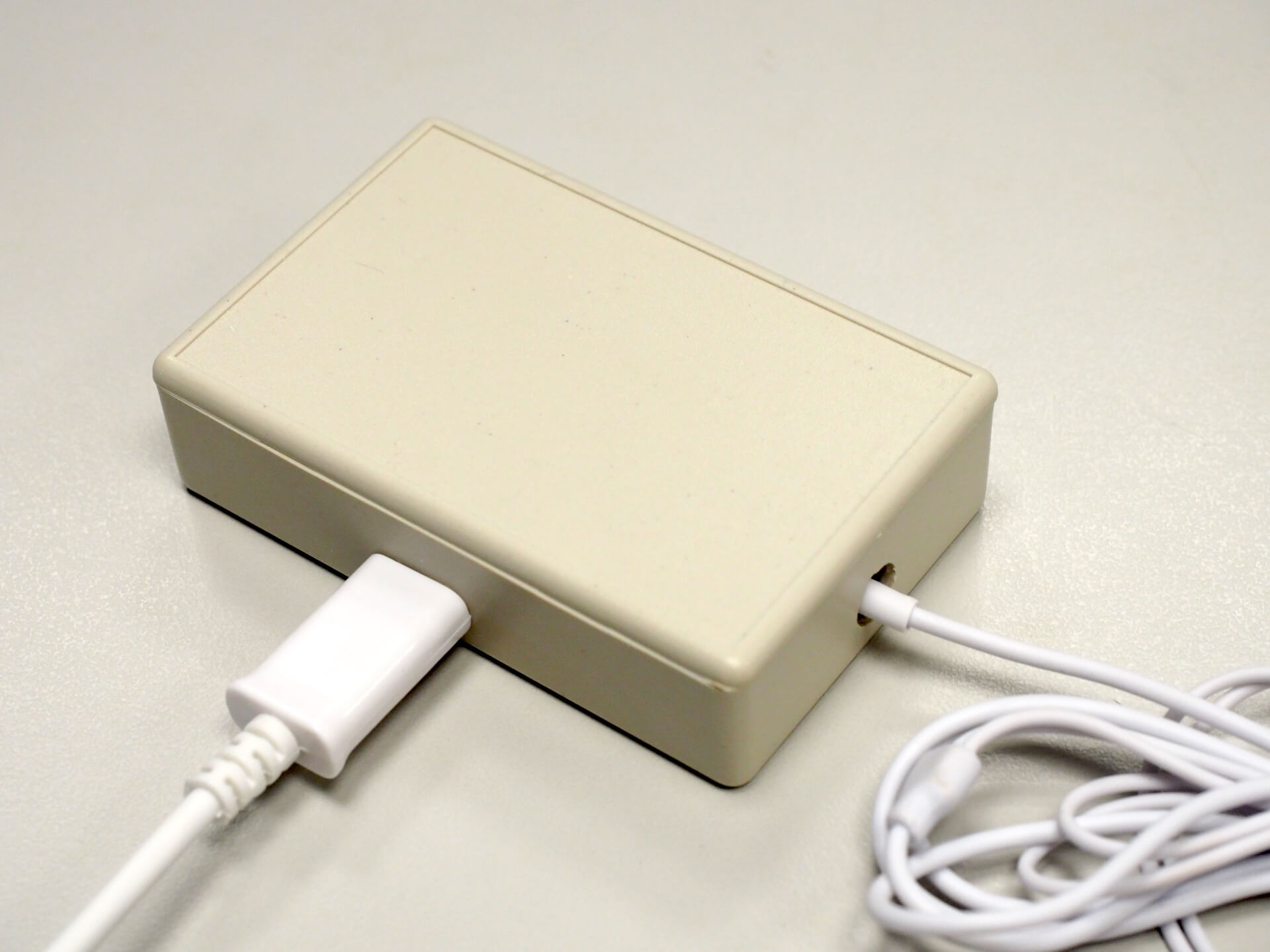 接線盒與 MP3 解碼板