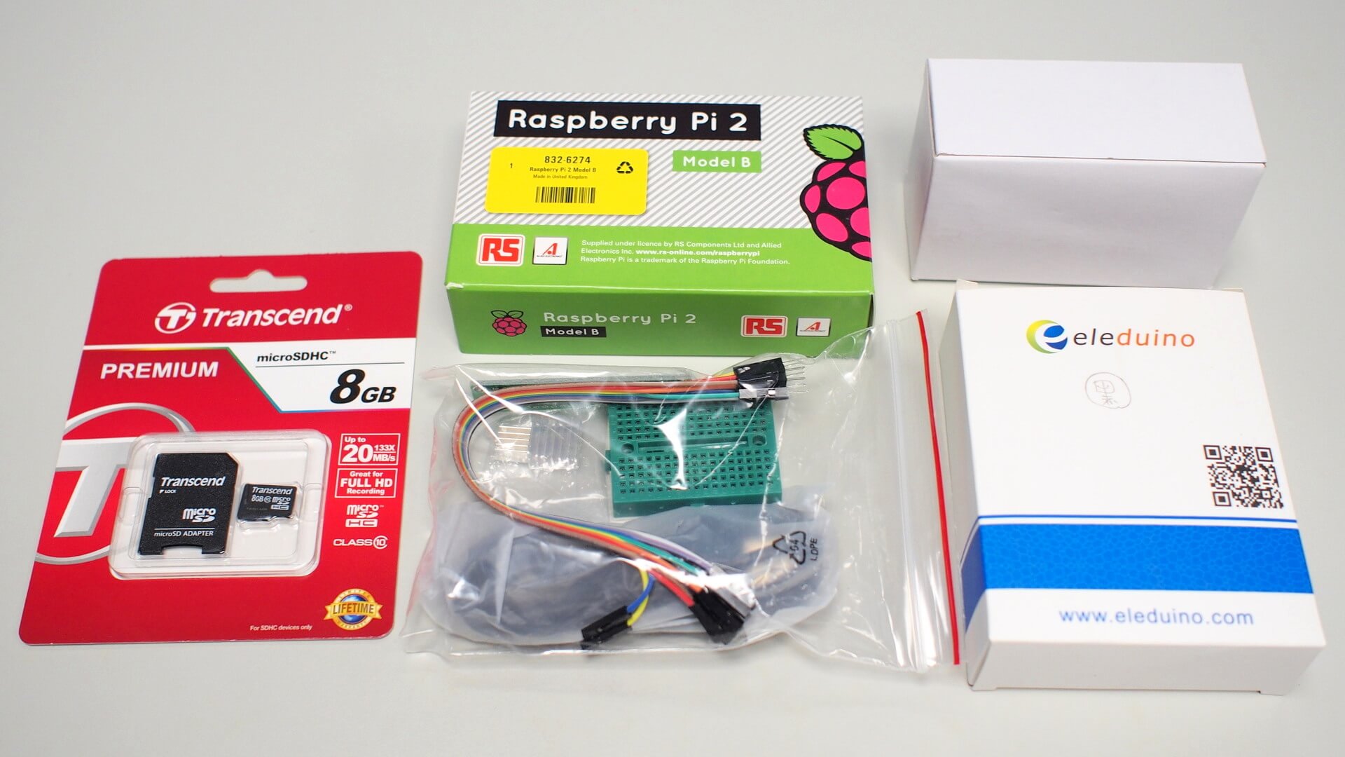 Raspberry Pi 2 Model B 與配件