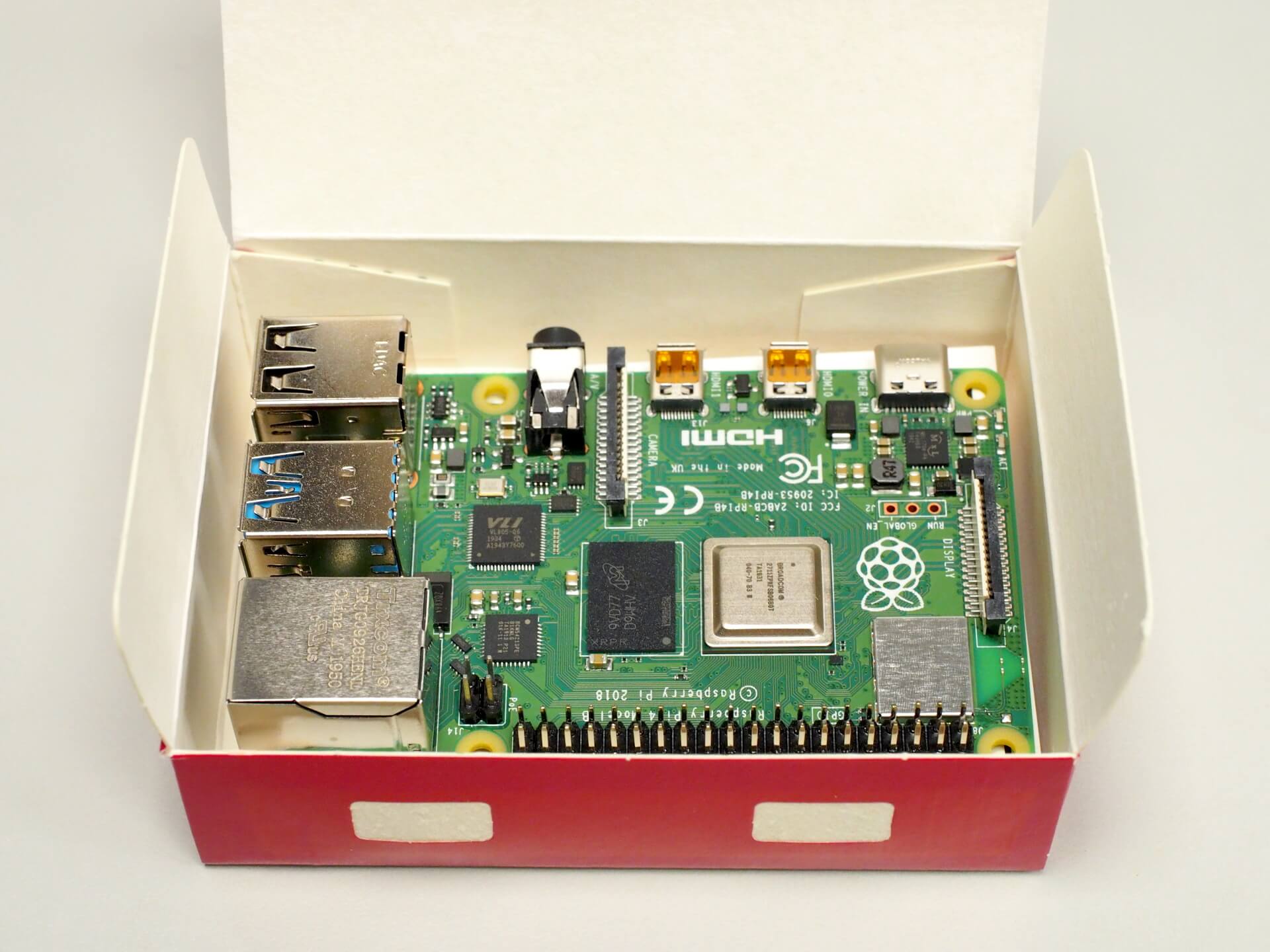 樹莓派 Raspberry Pi 4 Model B 4GB RAM 開箱