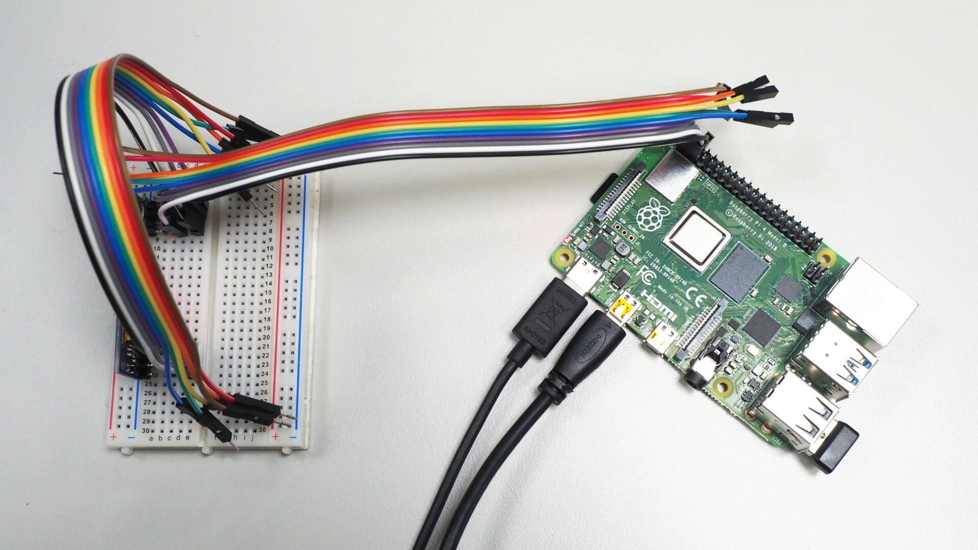 樹莓派連接 MPU-6050 與 HTU21D 感測器