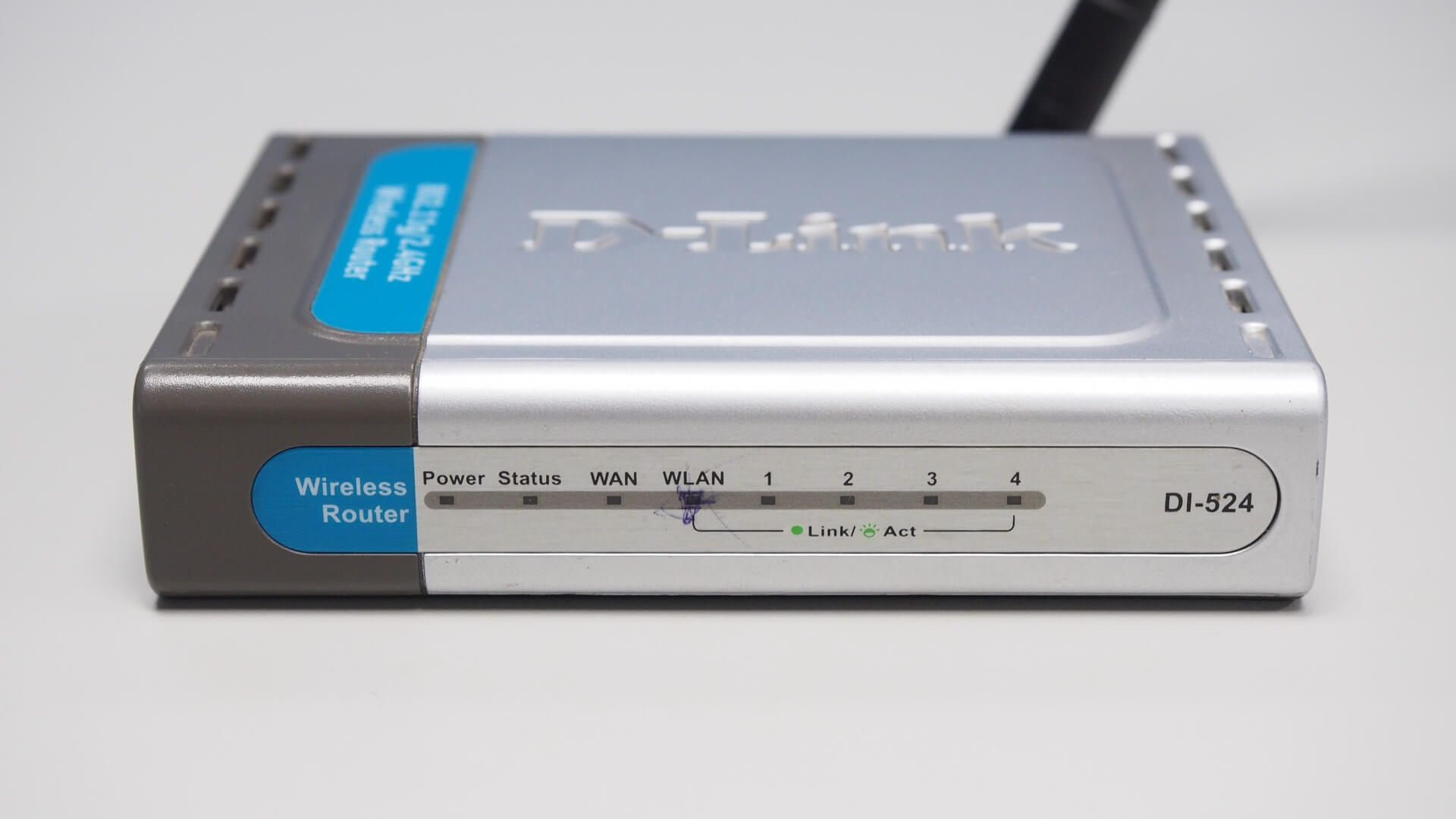 D-Link DI-524 無線網路路由器