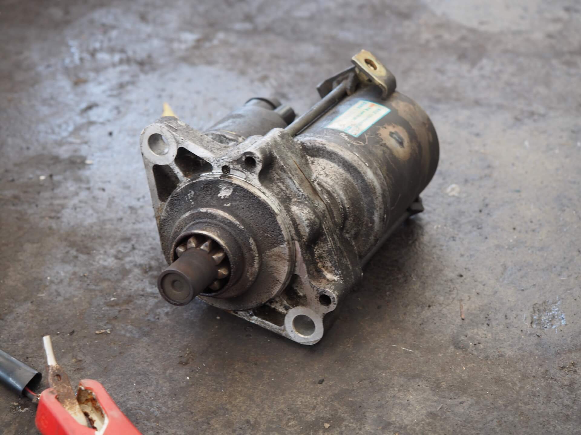 舊的汽車啟動馬達