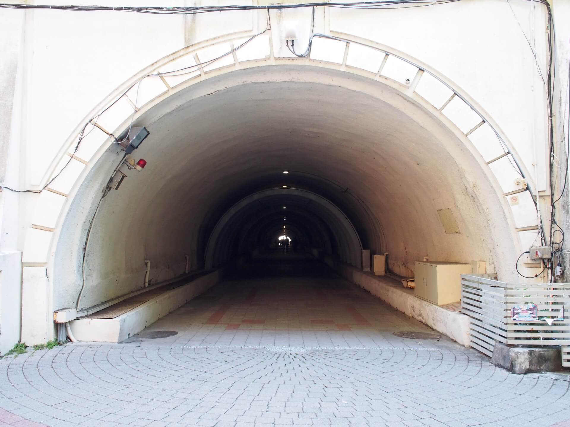 西子灣隧道（中山大學）