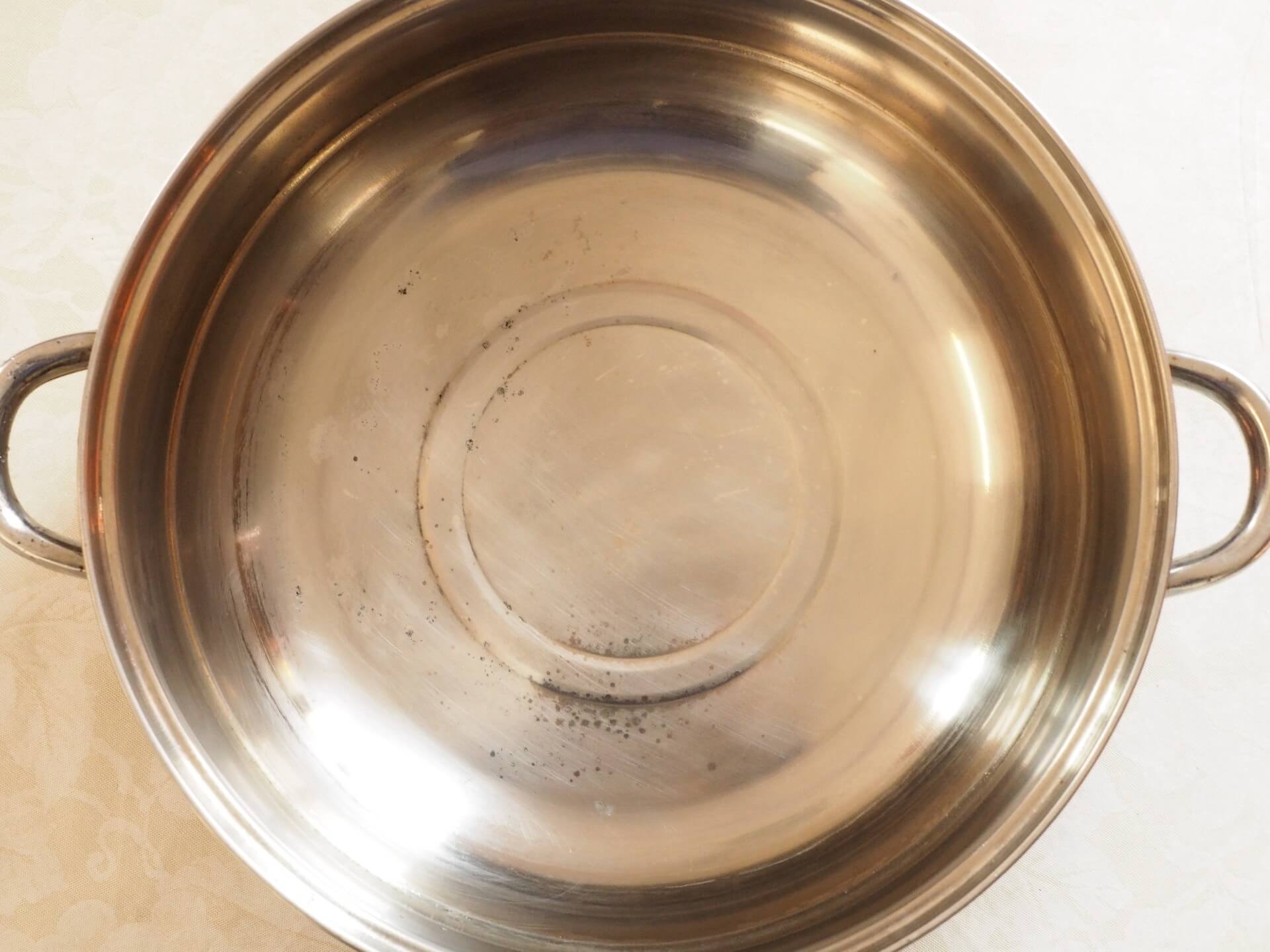 清潔完成的蒸鍋