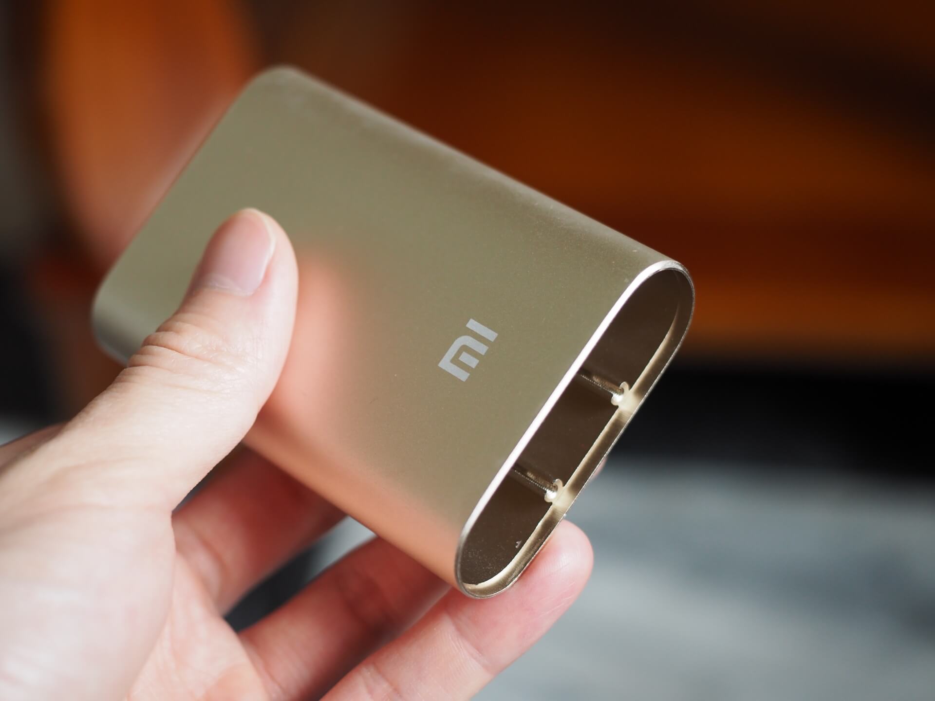 小米行動電源外殼