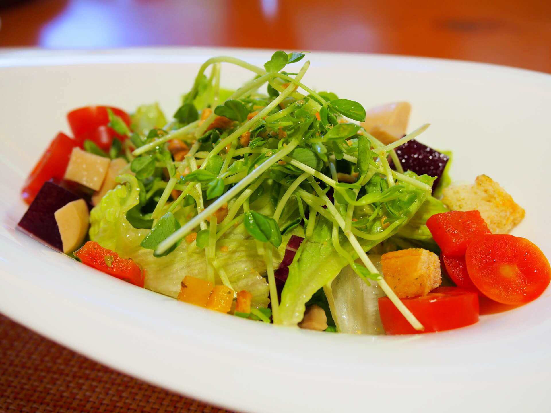 +B 套餐的中式沙拉〈全素〉