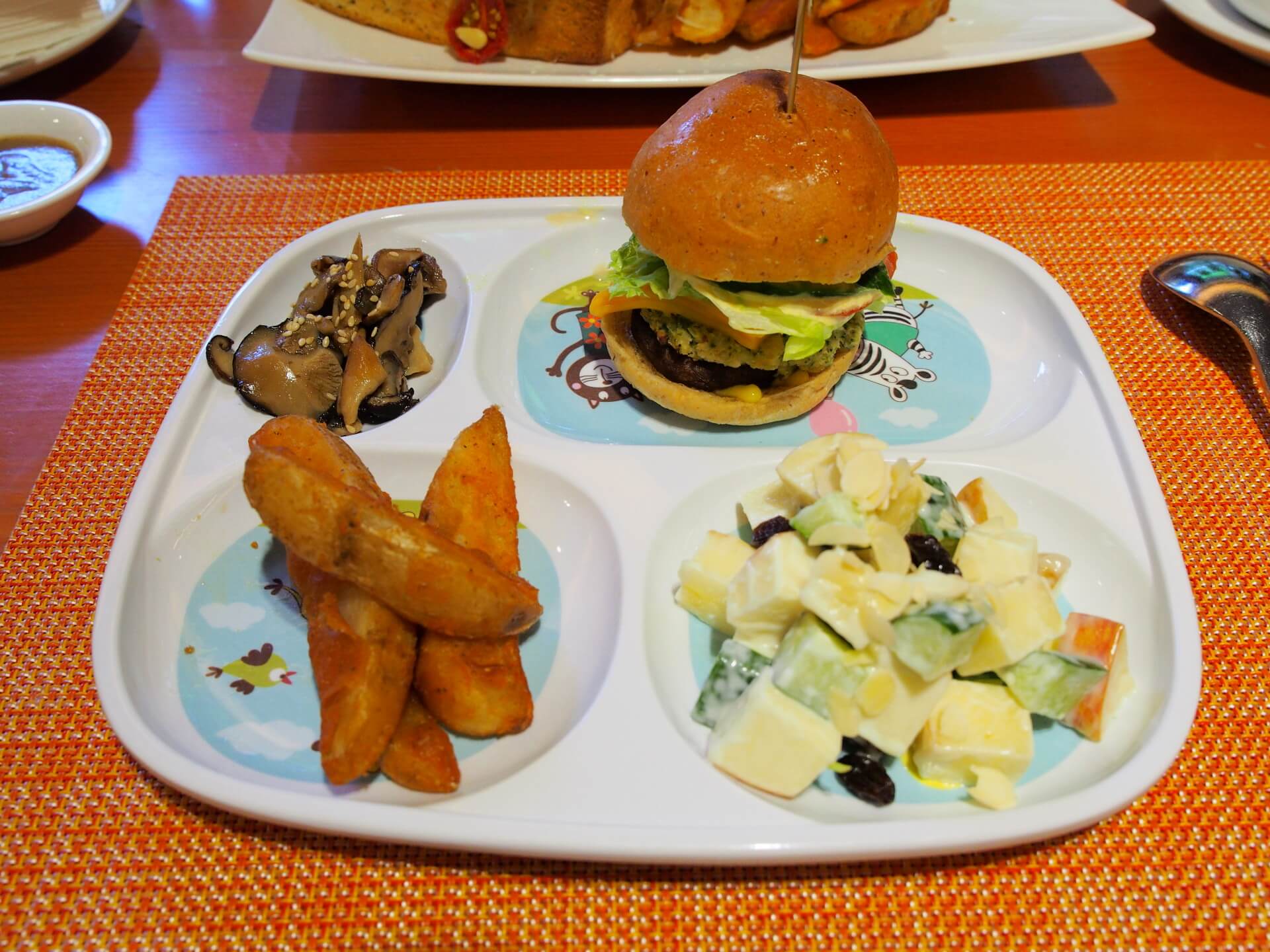 兒童 A 餐〈五辛素〉