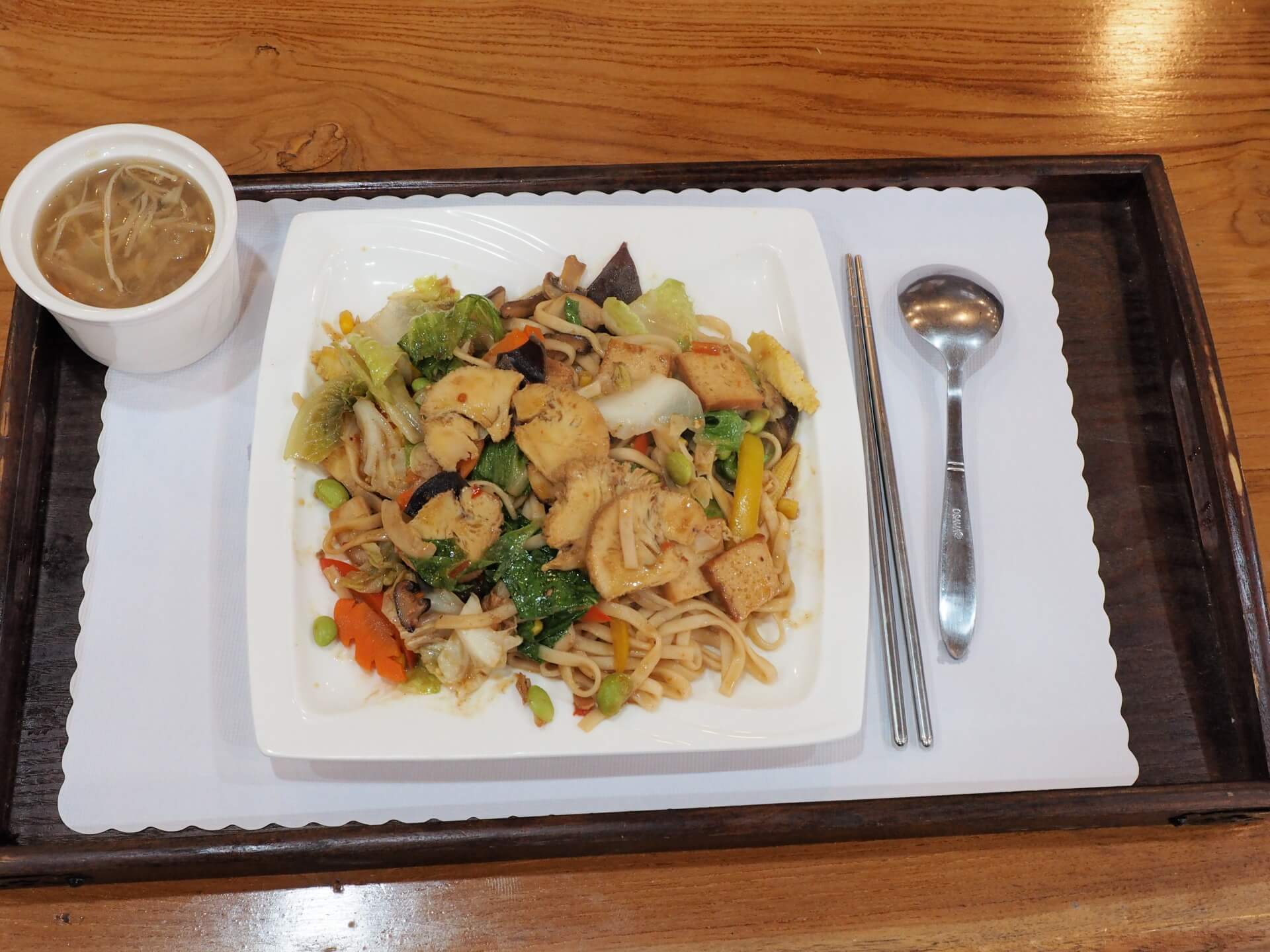 辣味猴頭菇炒麵