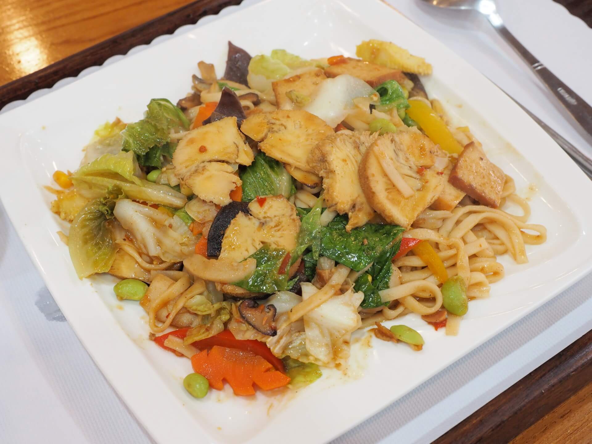 麻油猴頭菇炒麵