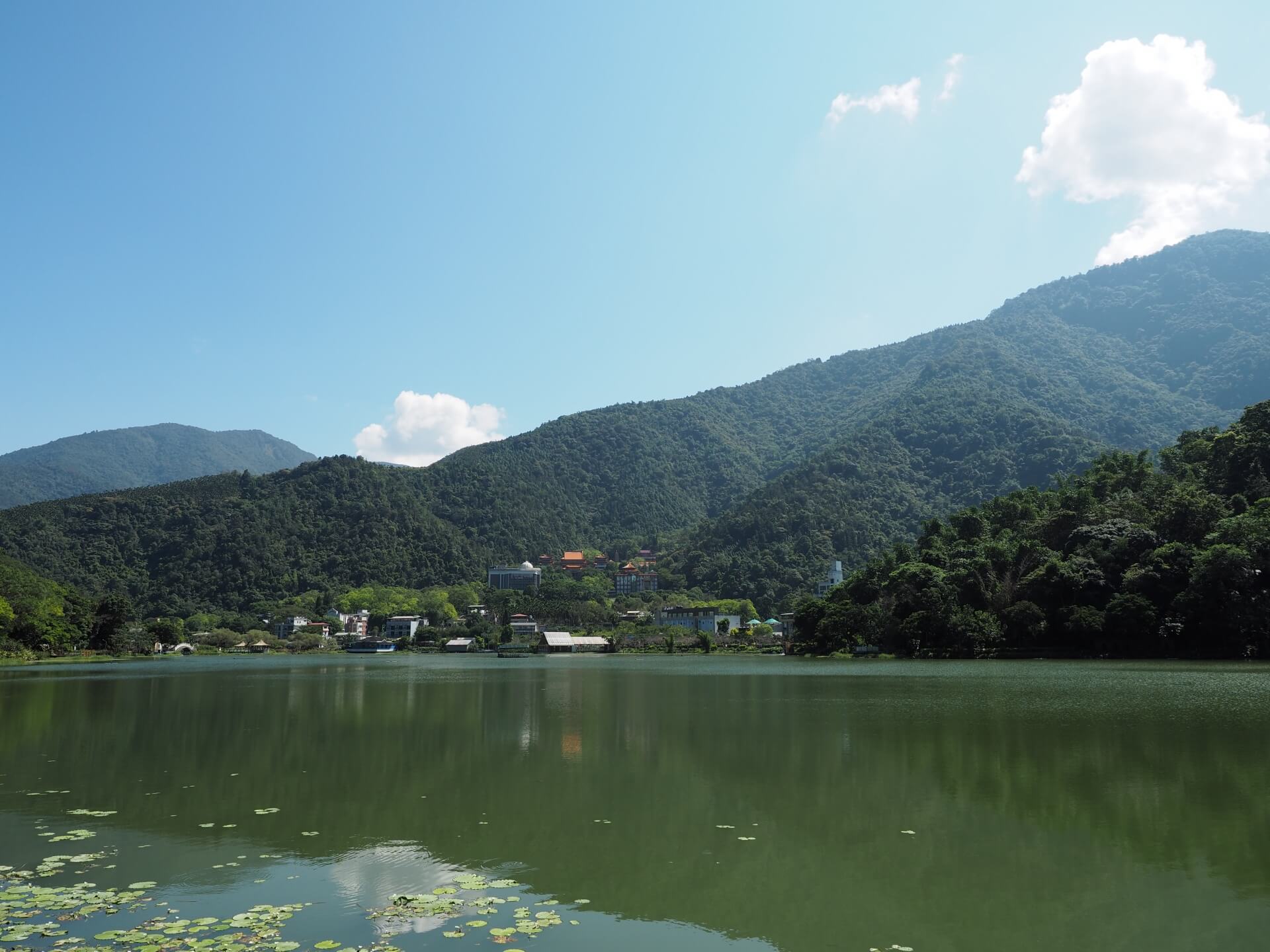 一貫道天元佛院(龍穴)