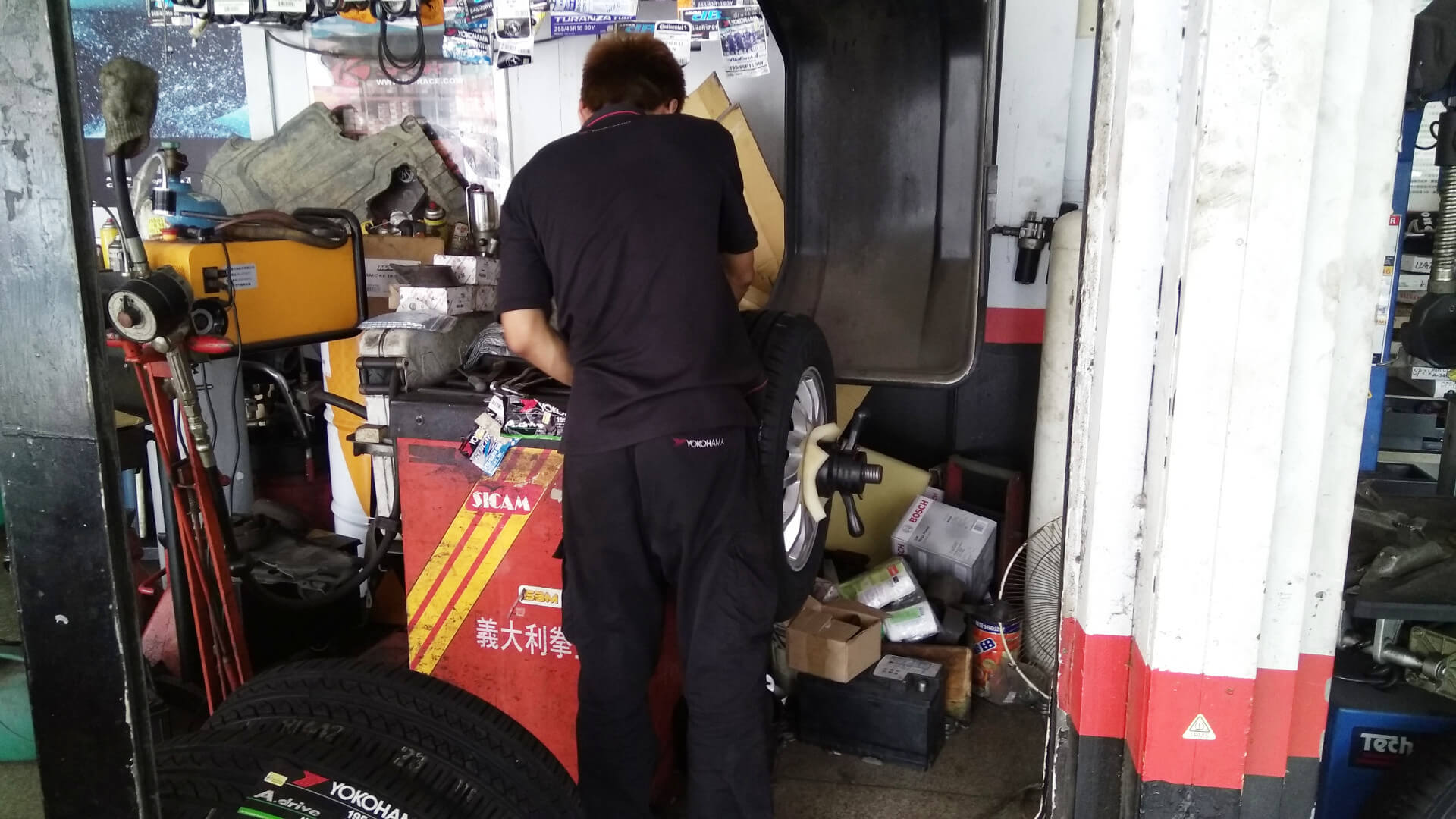 校正輪胎動平衡