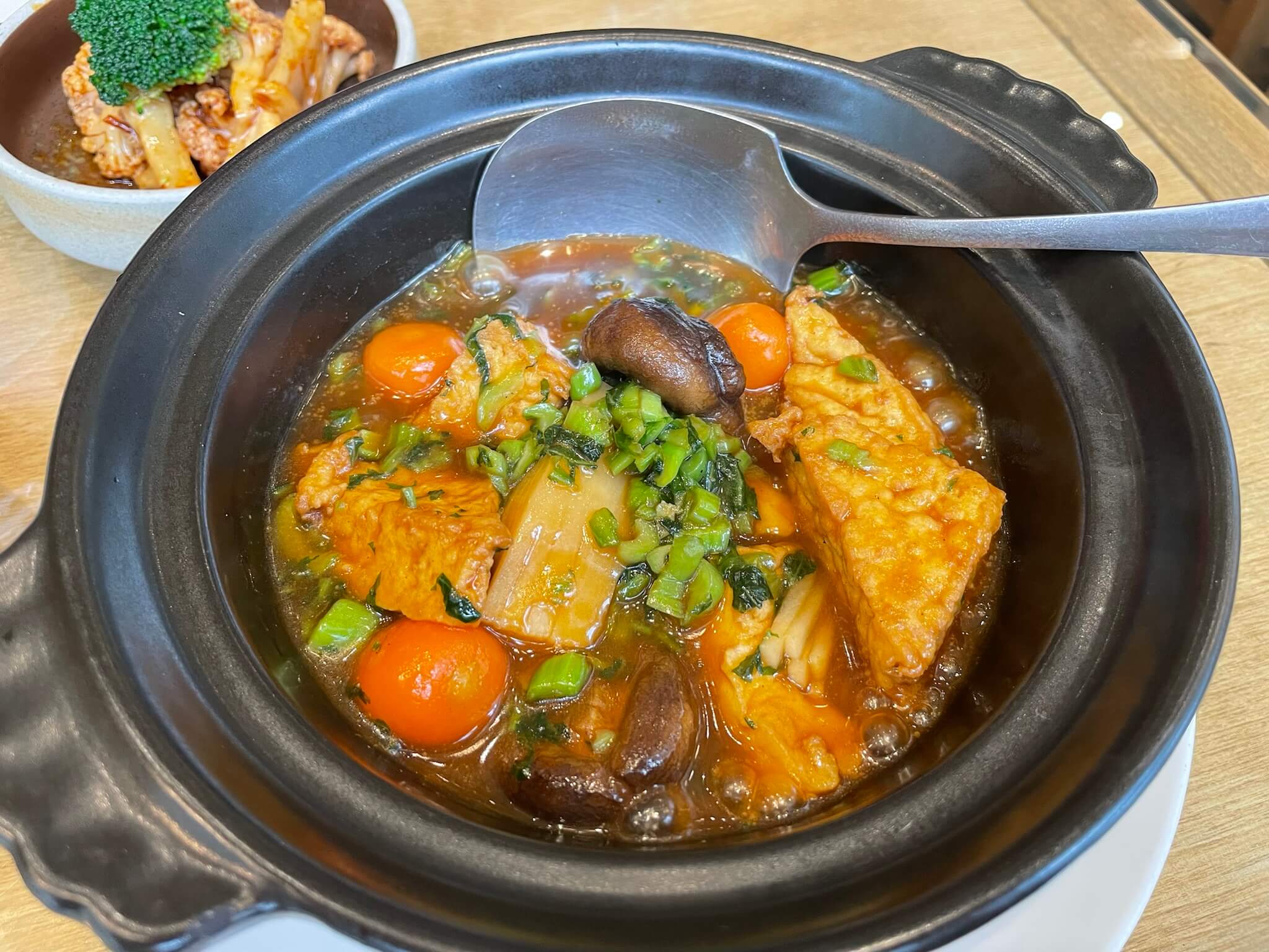 雪菜筍花豆腐煲