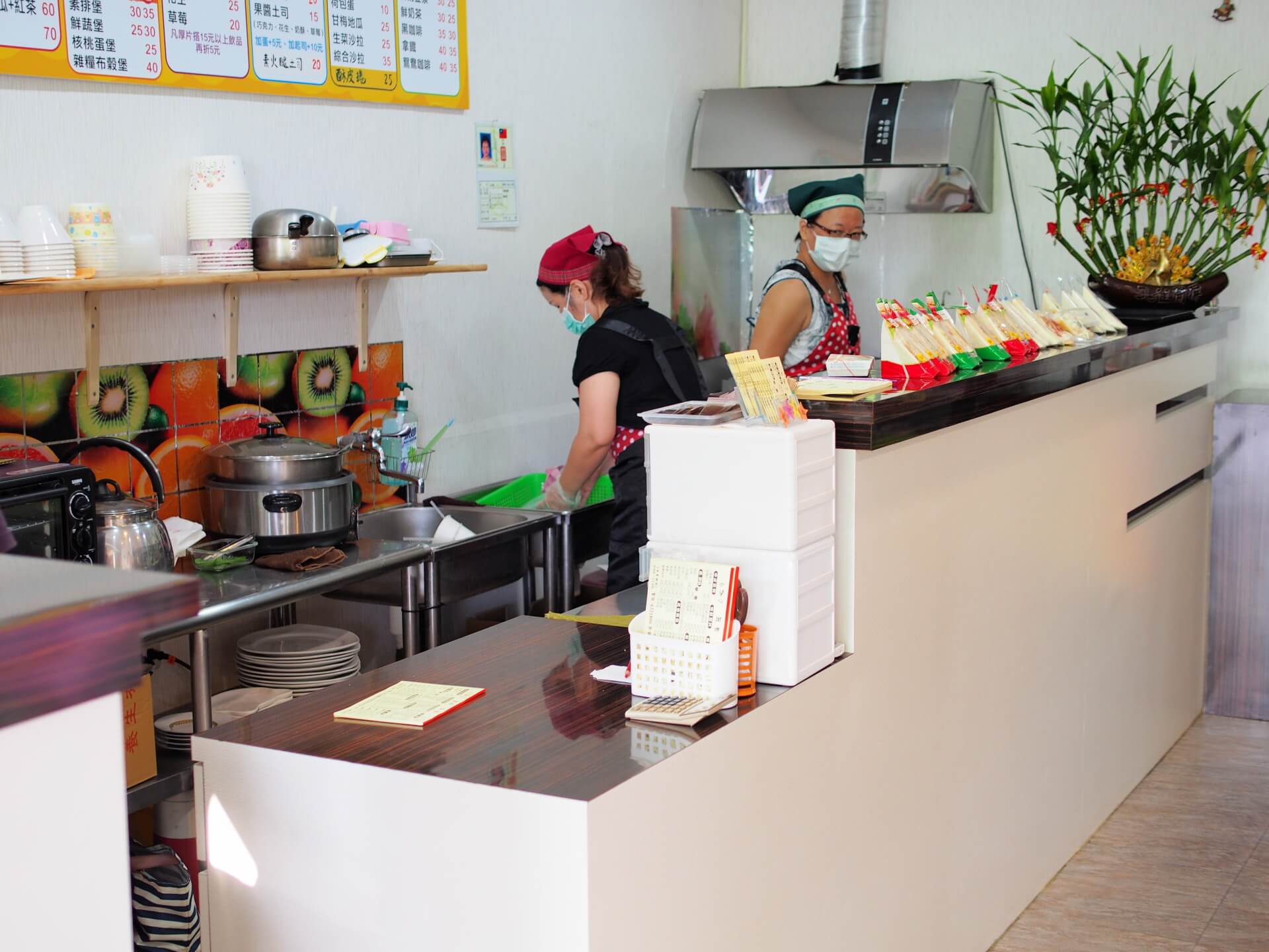 6 加 2 蔬食早餐