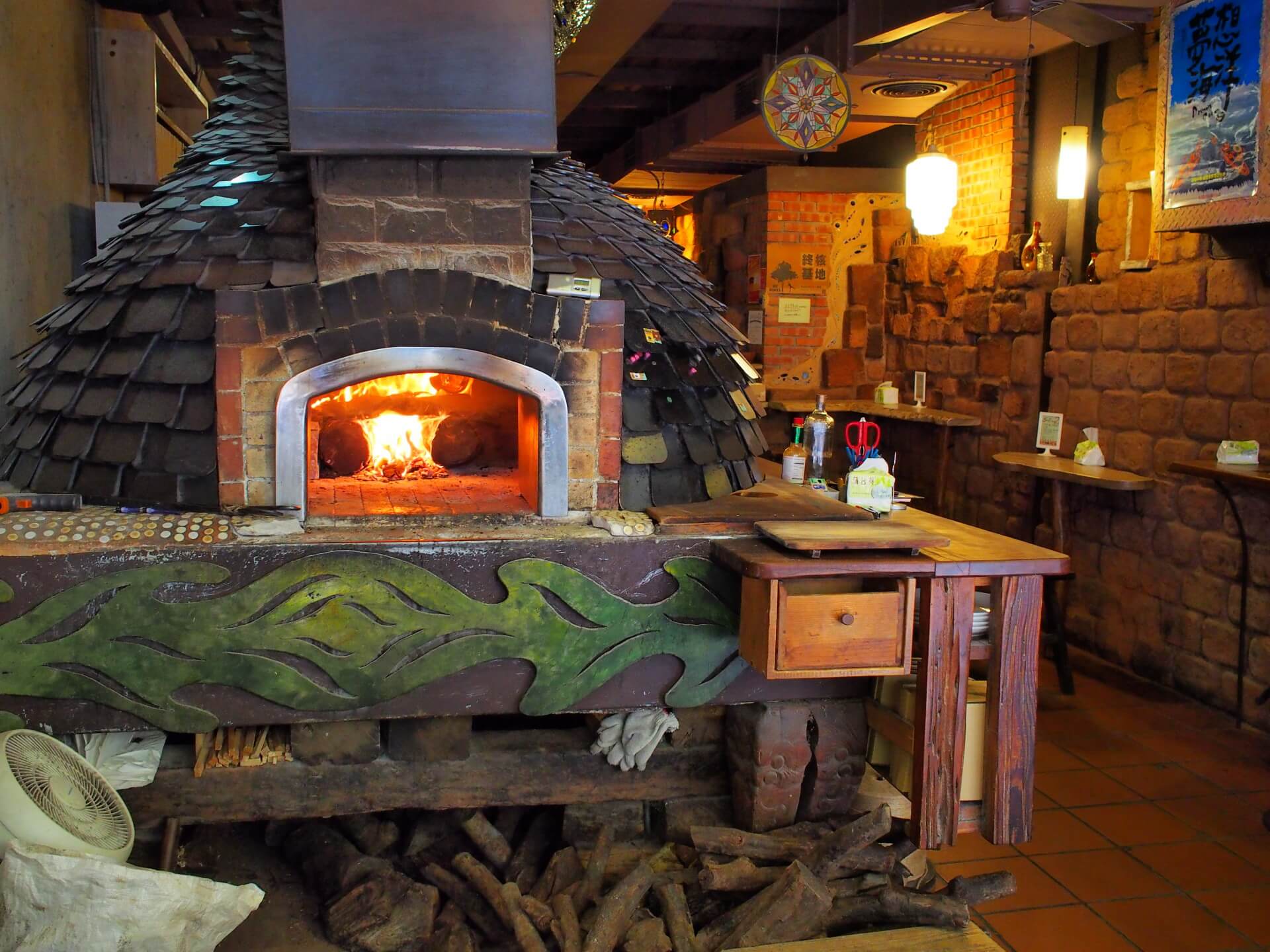 烤披薩的窯