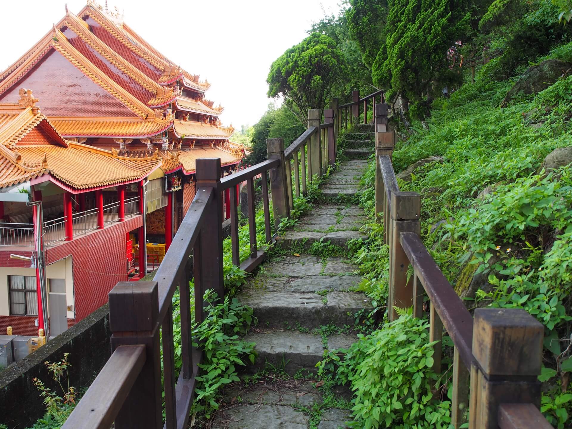 崁頭山登山步道