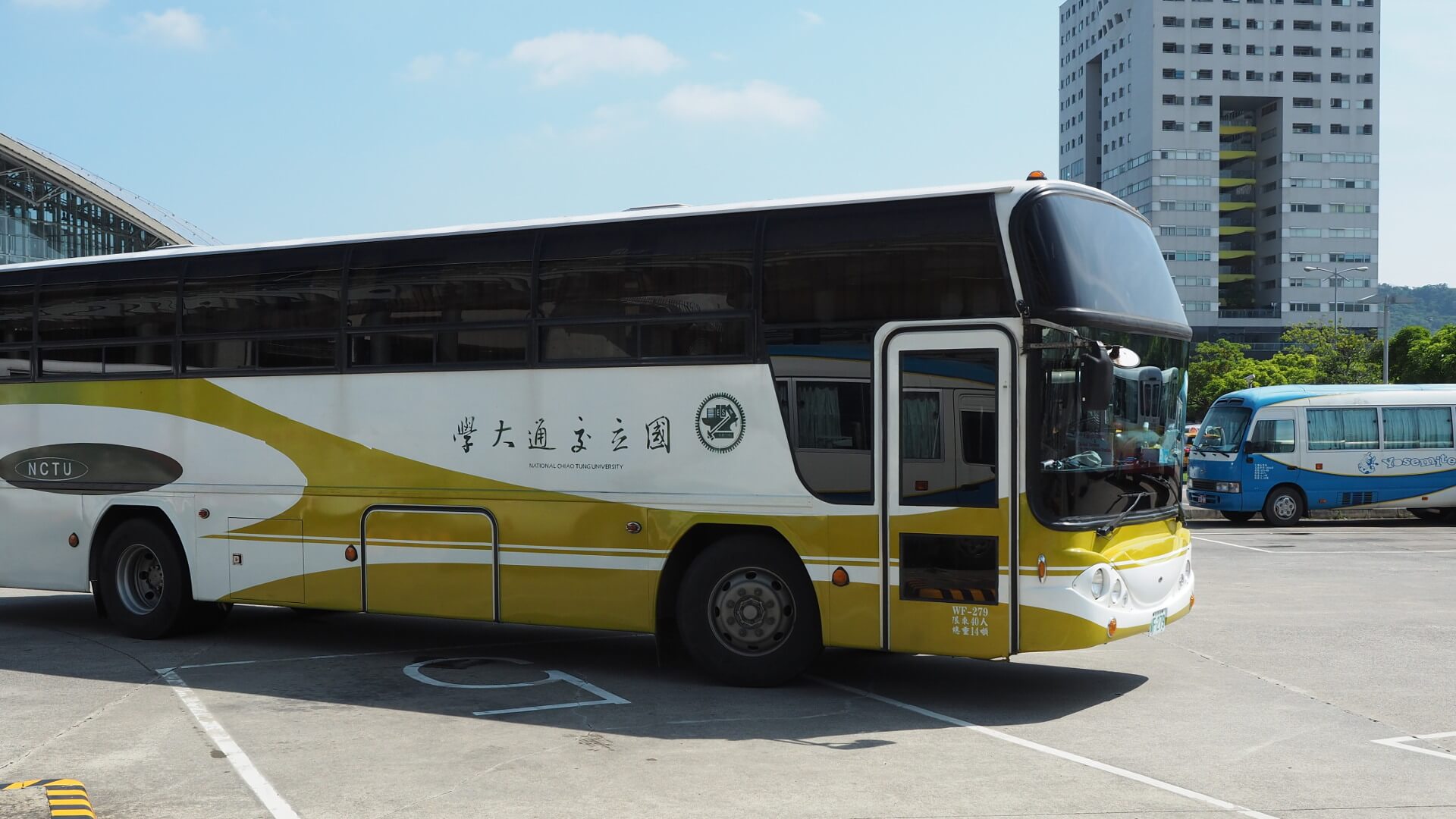 交通大學免費校車