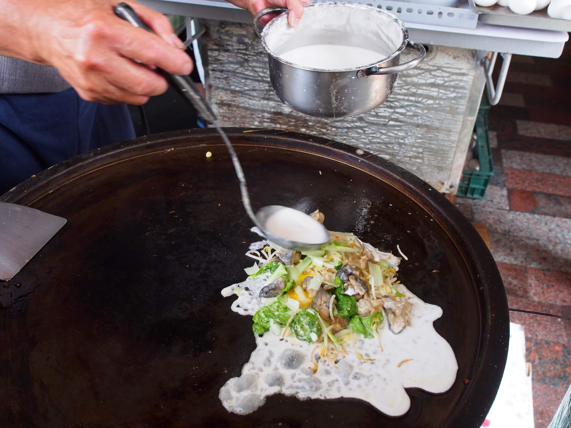 蚵仔煎（製作過程）