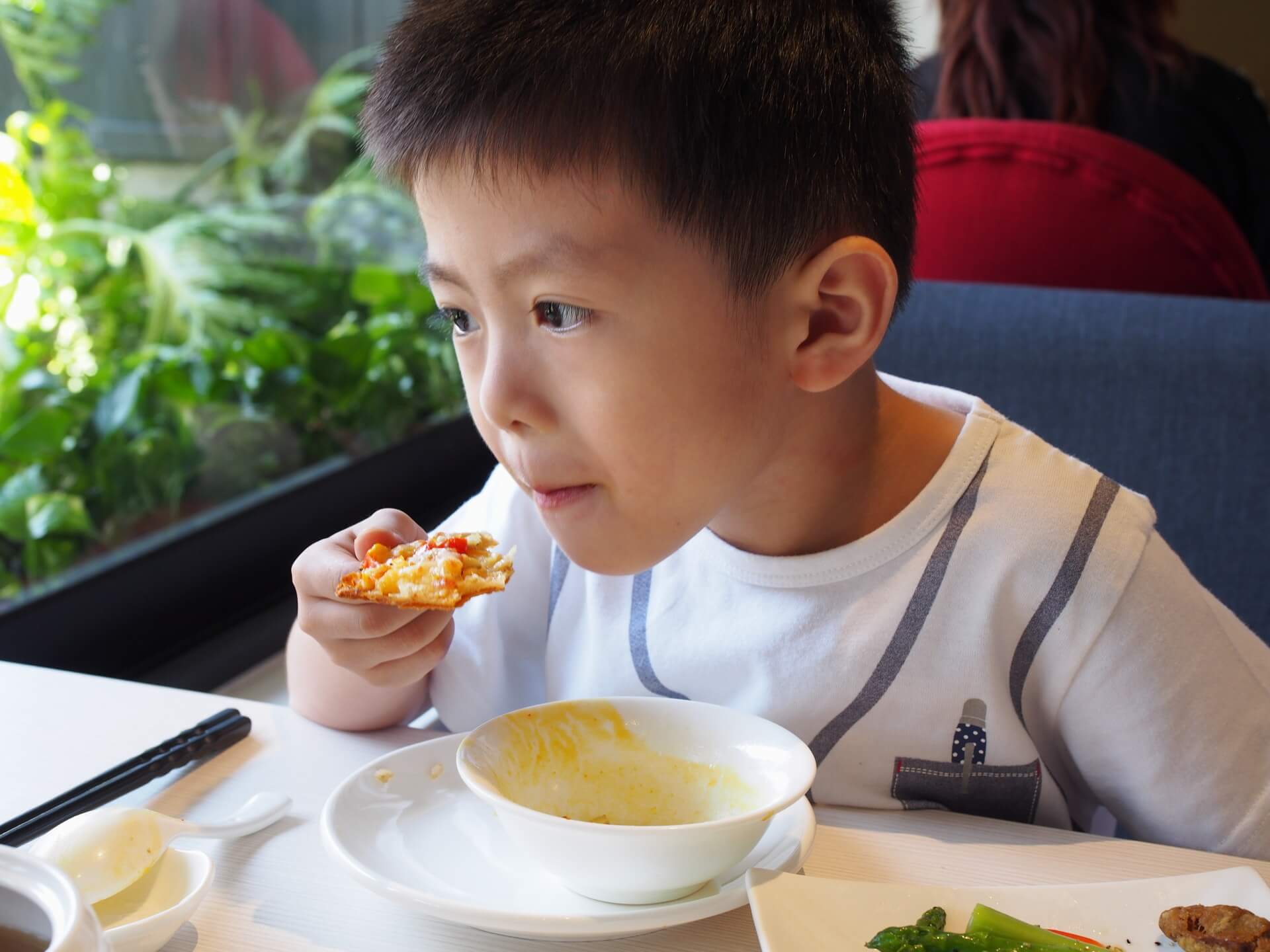 阿玄吃塔塔薄餅