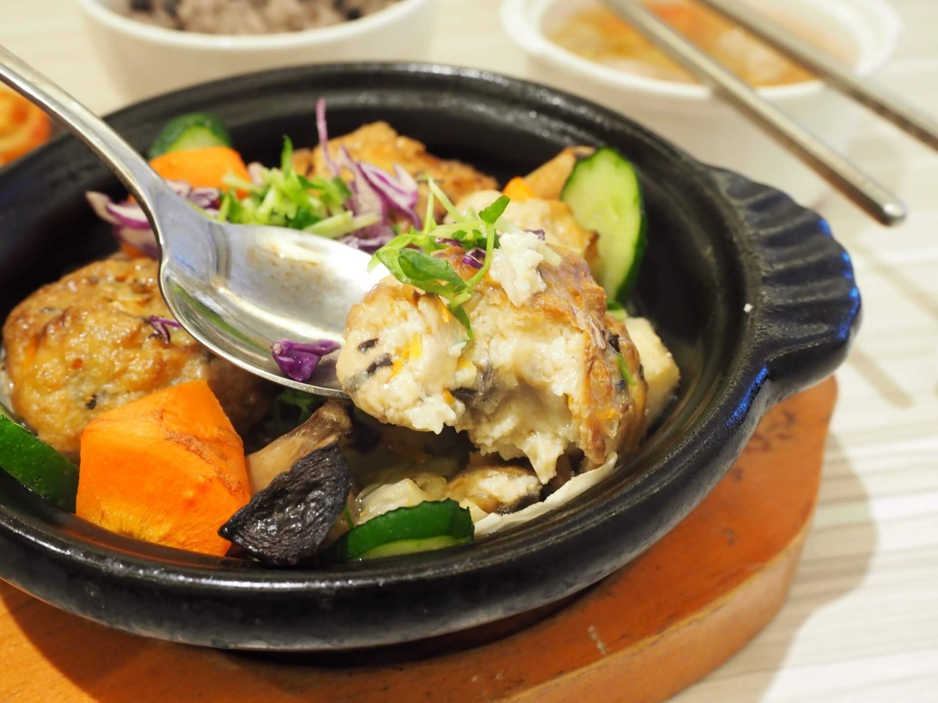 蔬食紅燒獅子頭