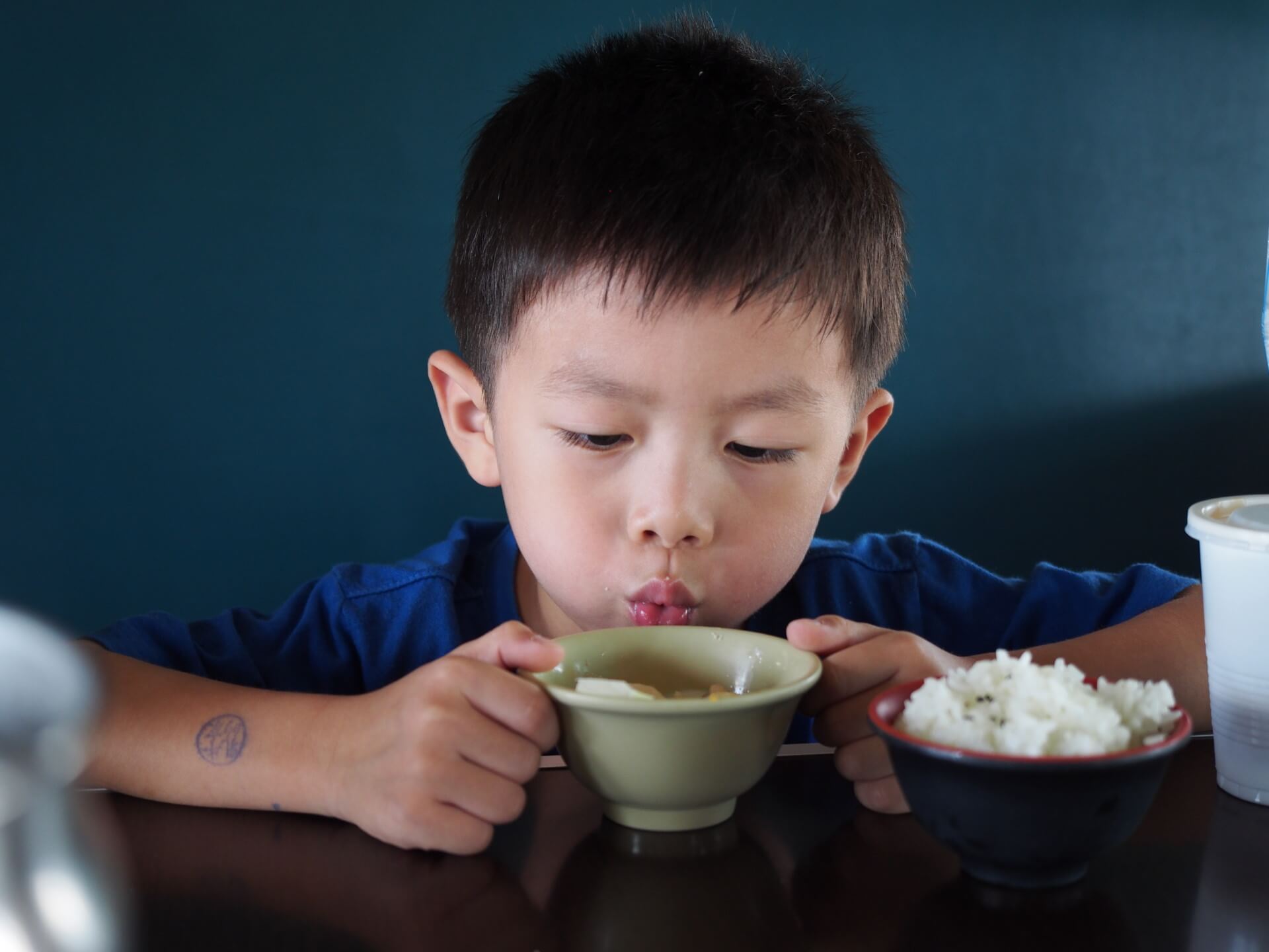 阿玄吃素食鮮奶火鍋