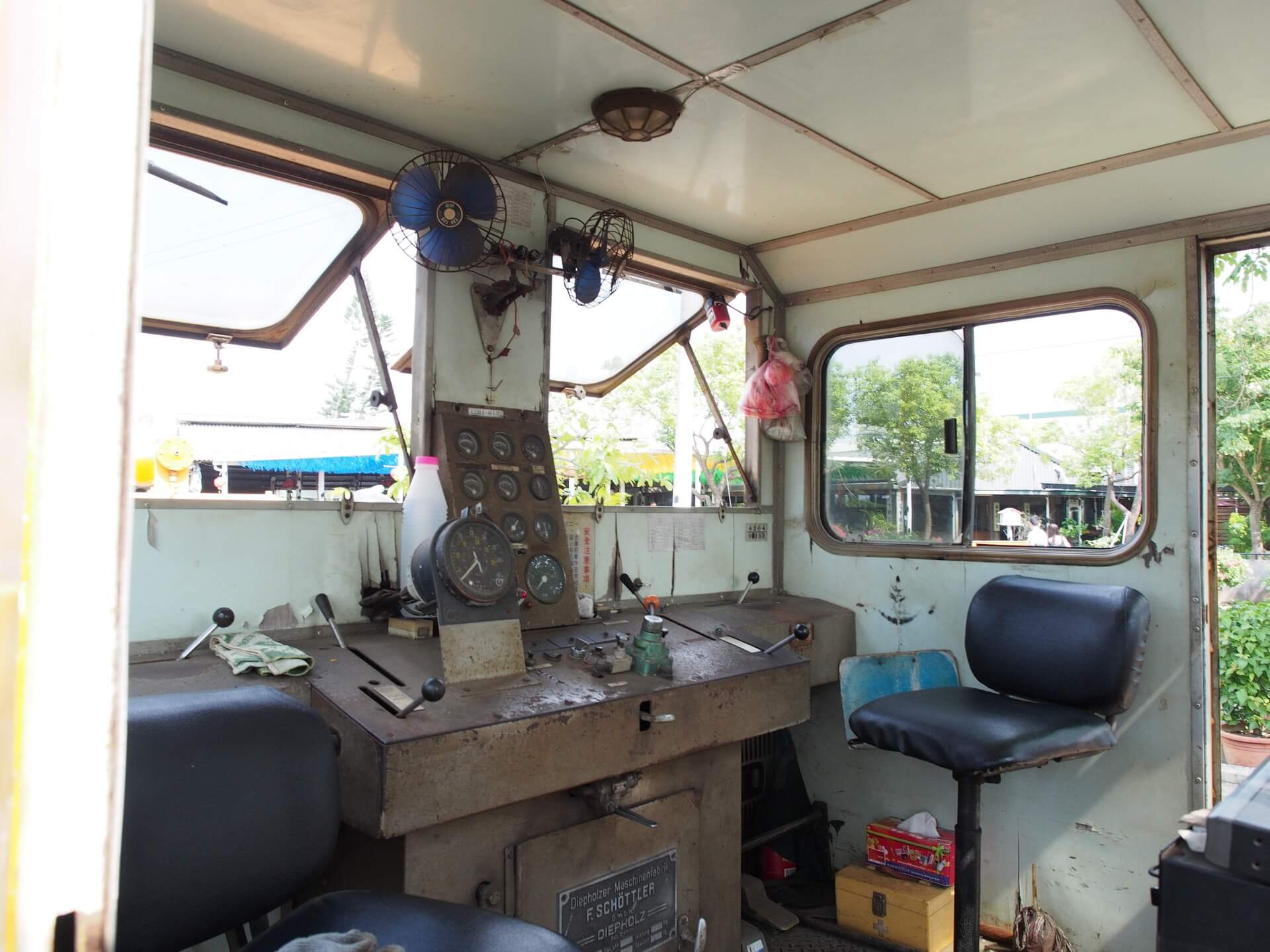 新營五分車駕駛座