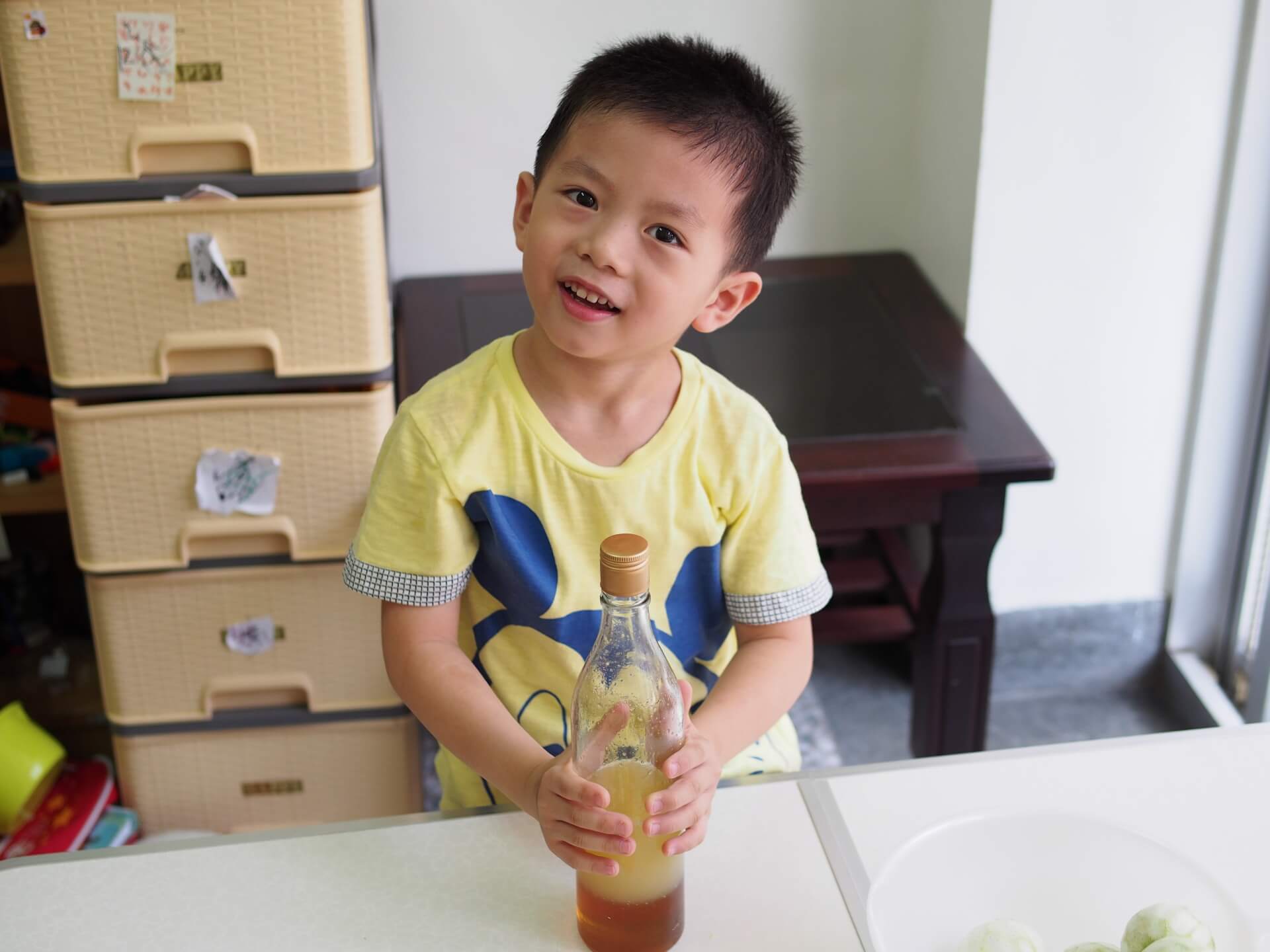 完成的蜂蜜檸檬汁