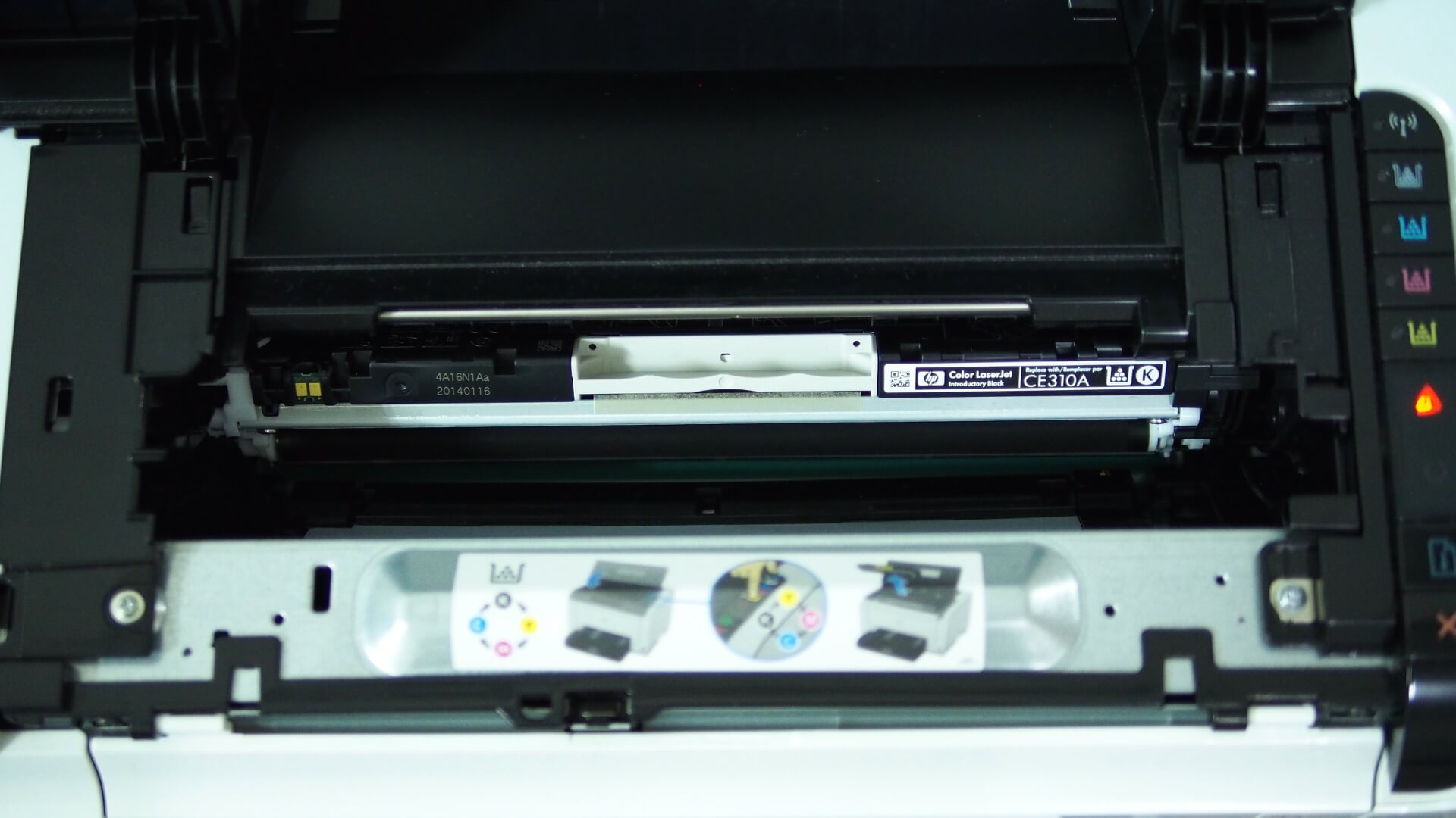 更換印表機碳粉夾