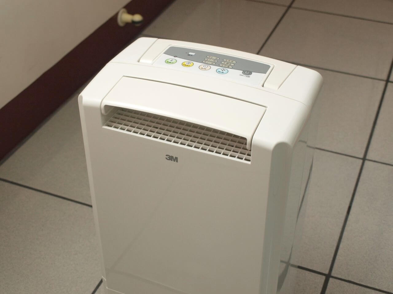 3M 除濕輪式空氣清淨除濕機