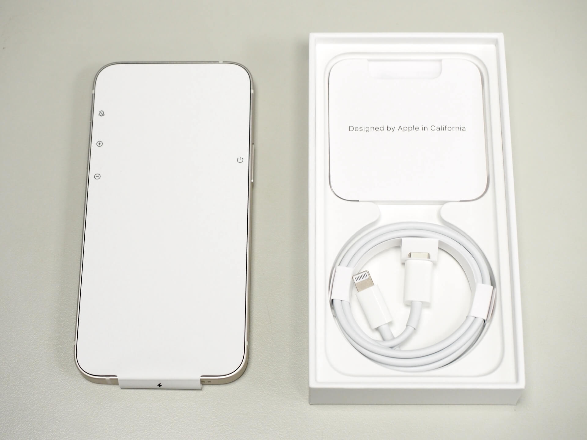 iPhone 12 mini 手機與配件