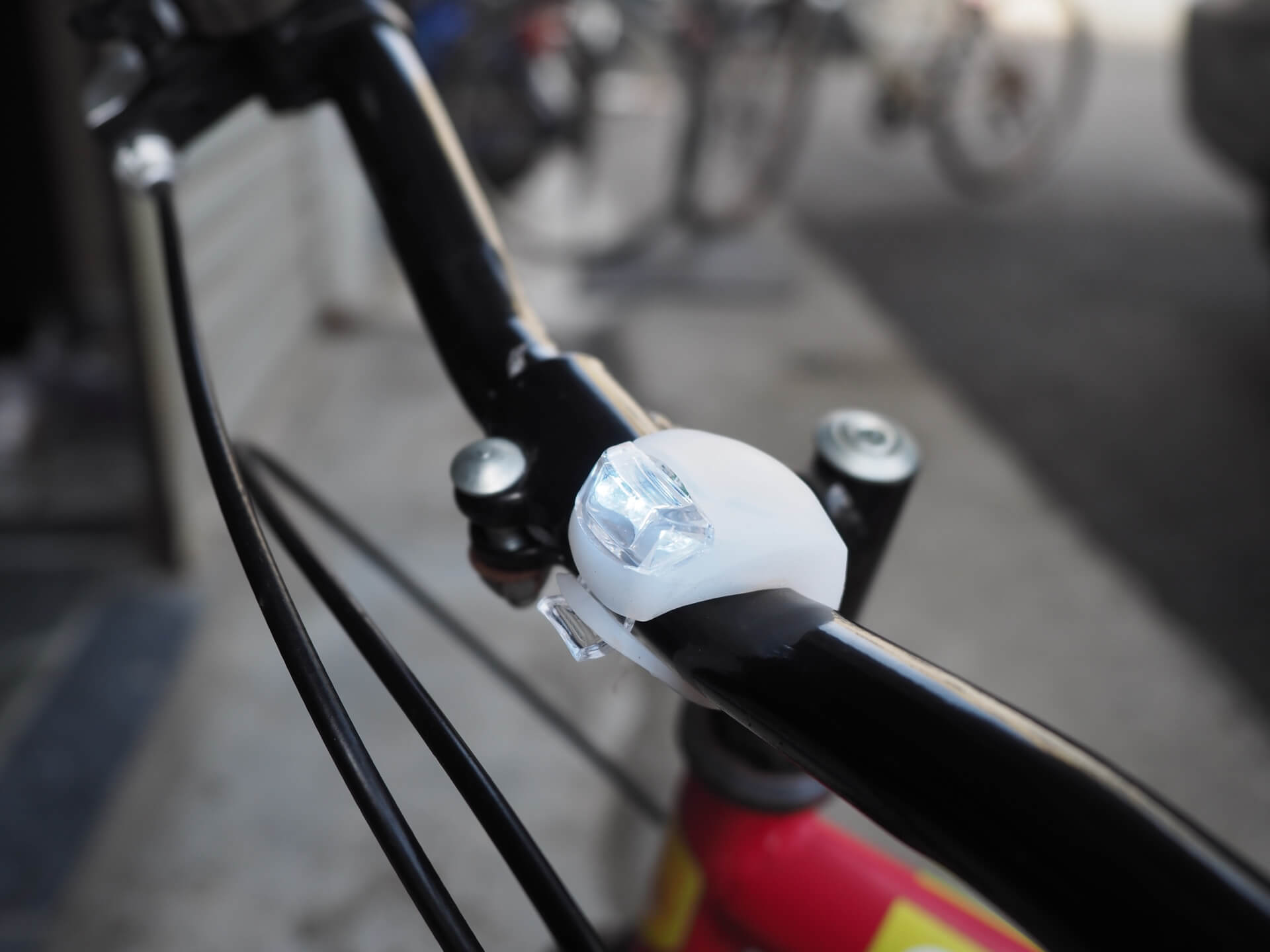 自行車 LED 警示燈