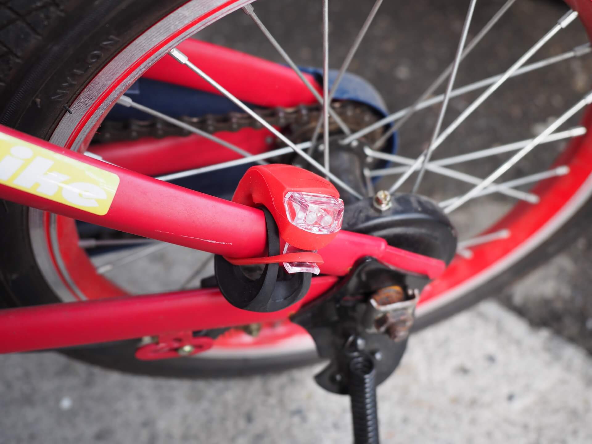 自行車 LED 警示燈