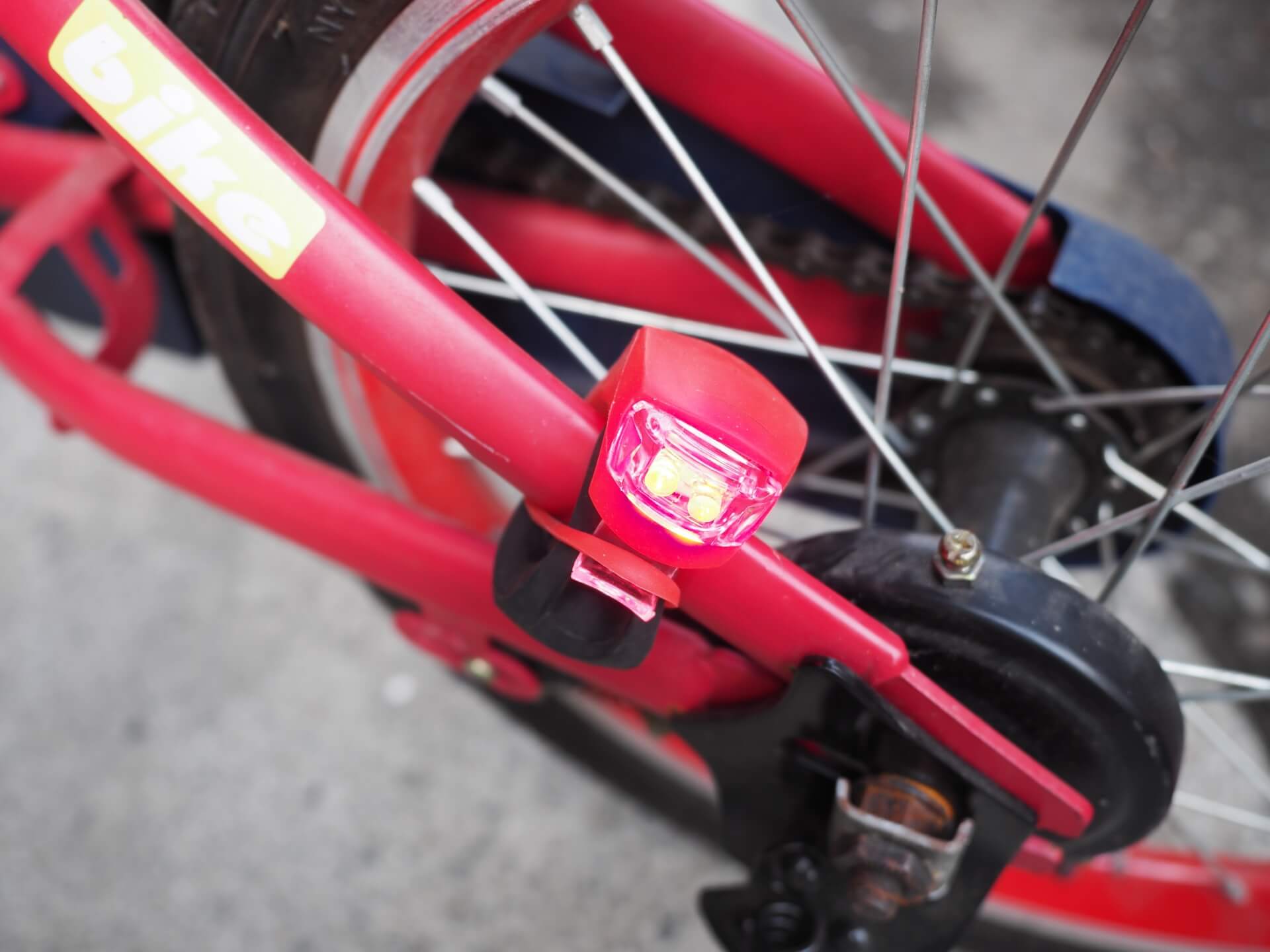 自行車 LED 警示燈