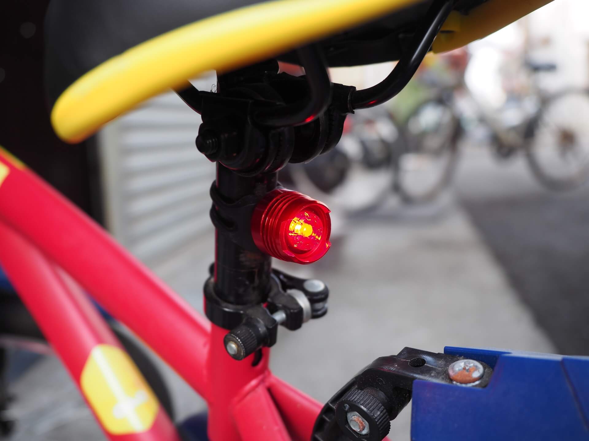 自行車 LED 尾燈