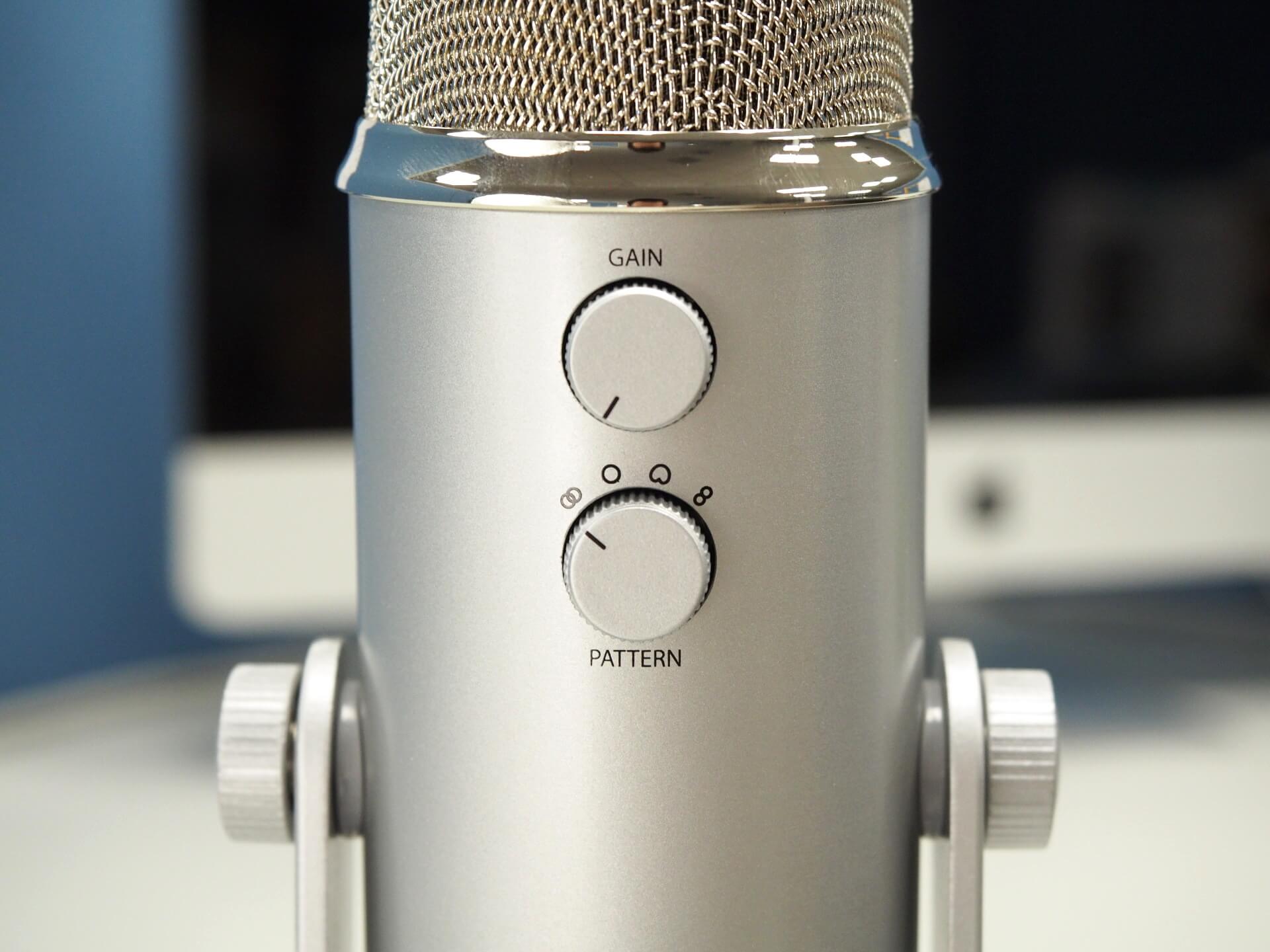 Blue Yeti USB 電容式麥克風背面