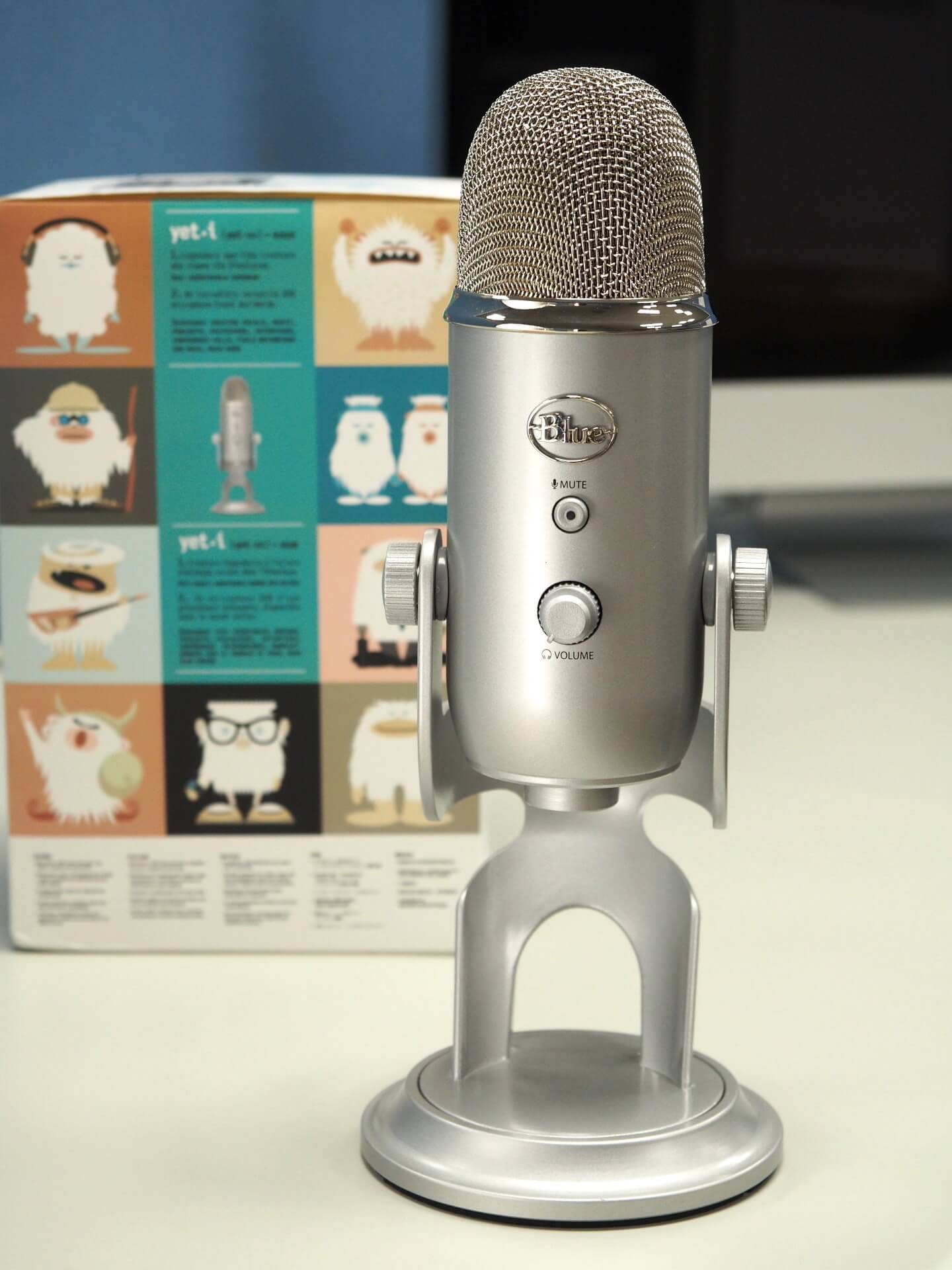blue-yeti-usb-condenser-mic-15