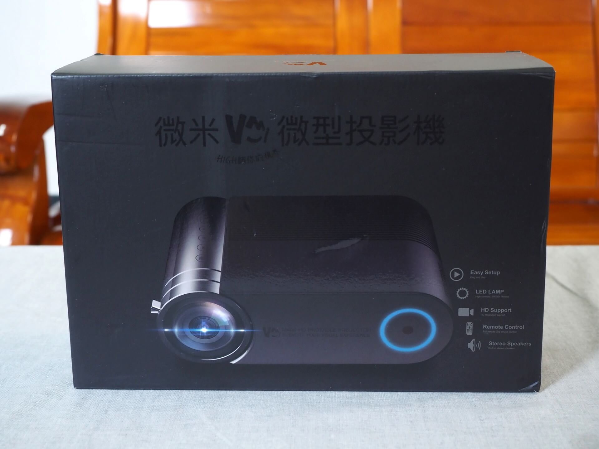 微米 M400 微型投影機