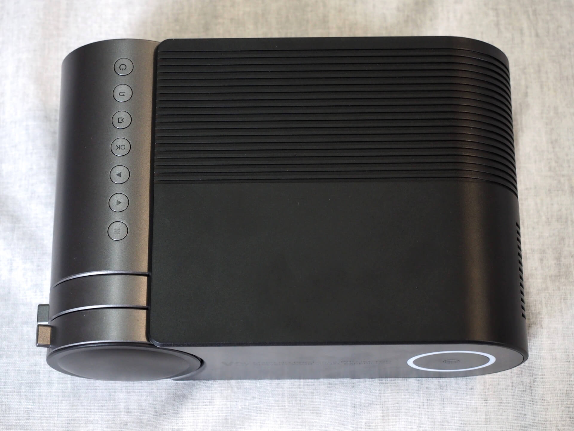 微米 M400 微型投影機