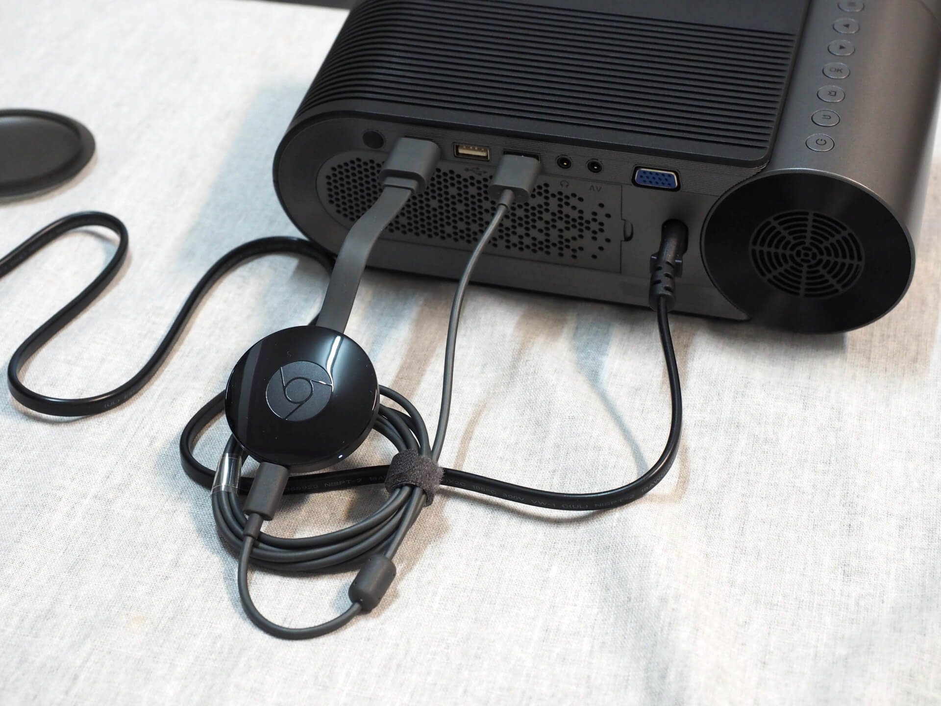 接上 Google chromecast