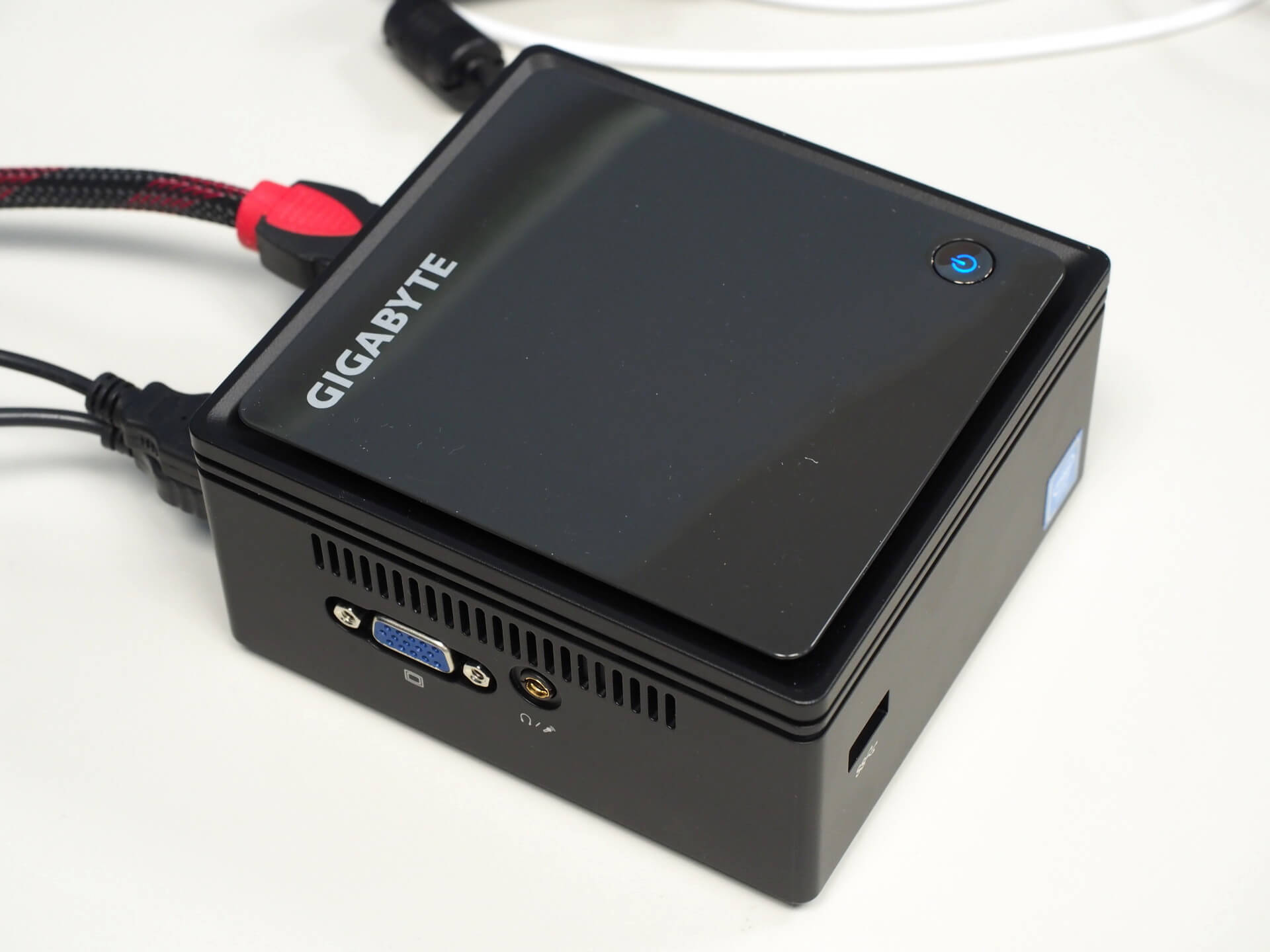 技嘉 GIGABYTE GB-BXBT-2807 迷你準系統