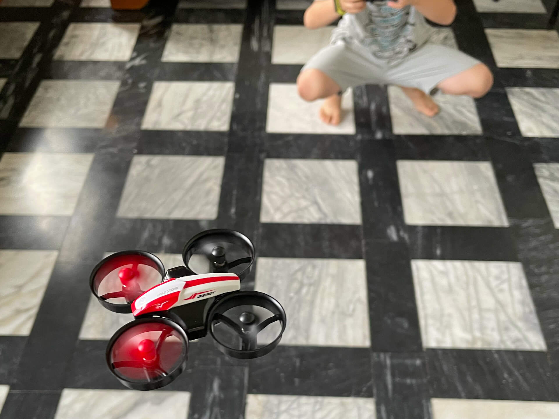 Holy Stone HS210 迷你遙控飛機