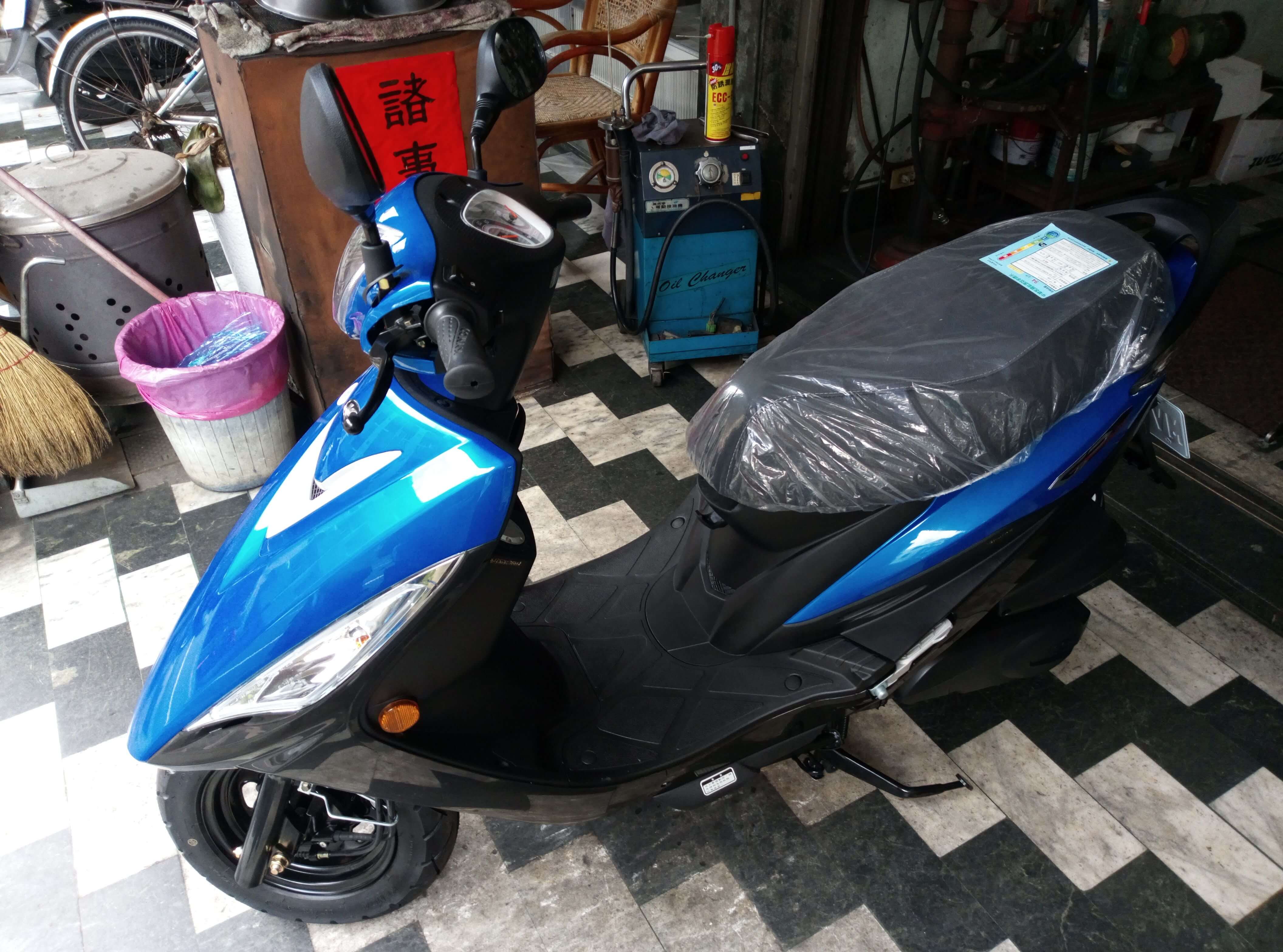 光陽 KYMCO GP 125 鼓剎機車