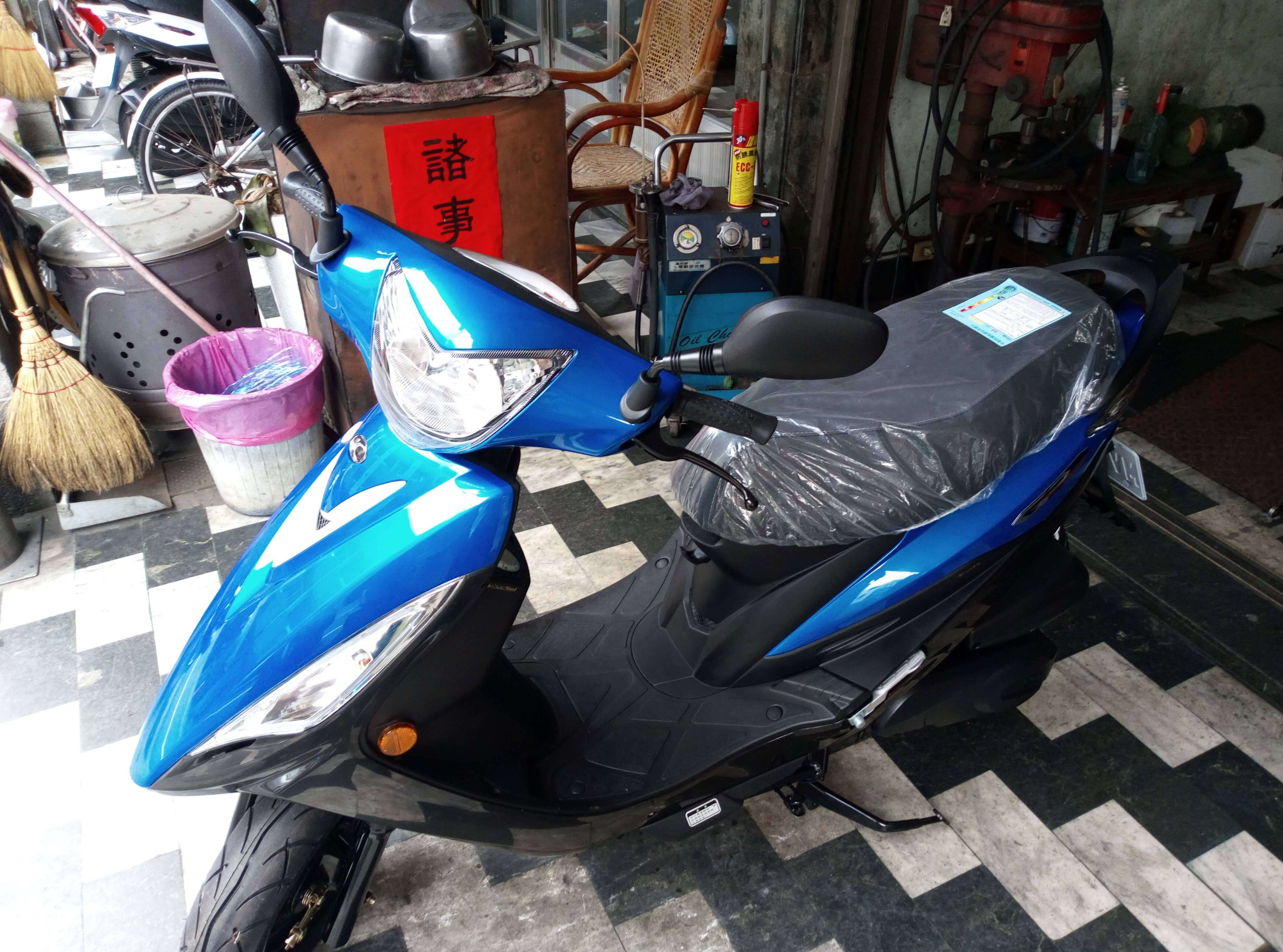 光陽 KYMCO GP 125 鼓剎機車