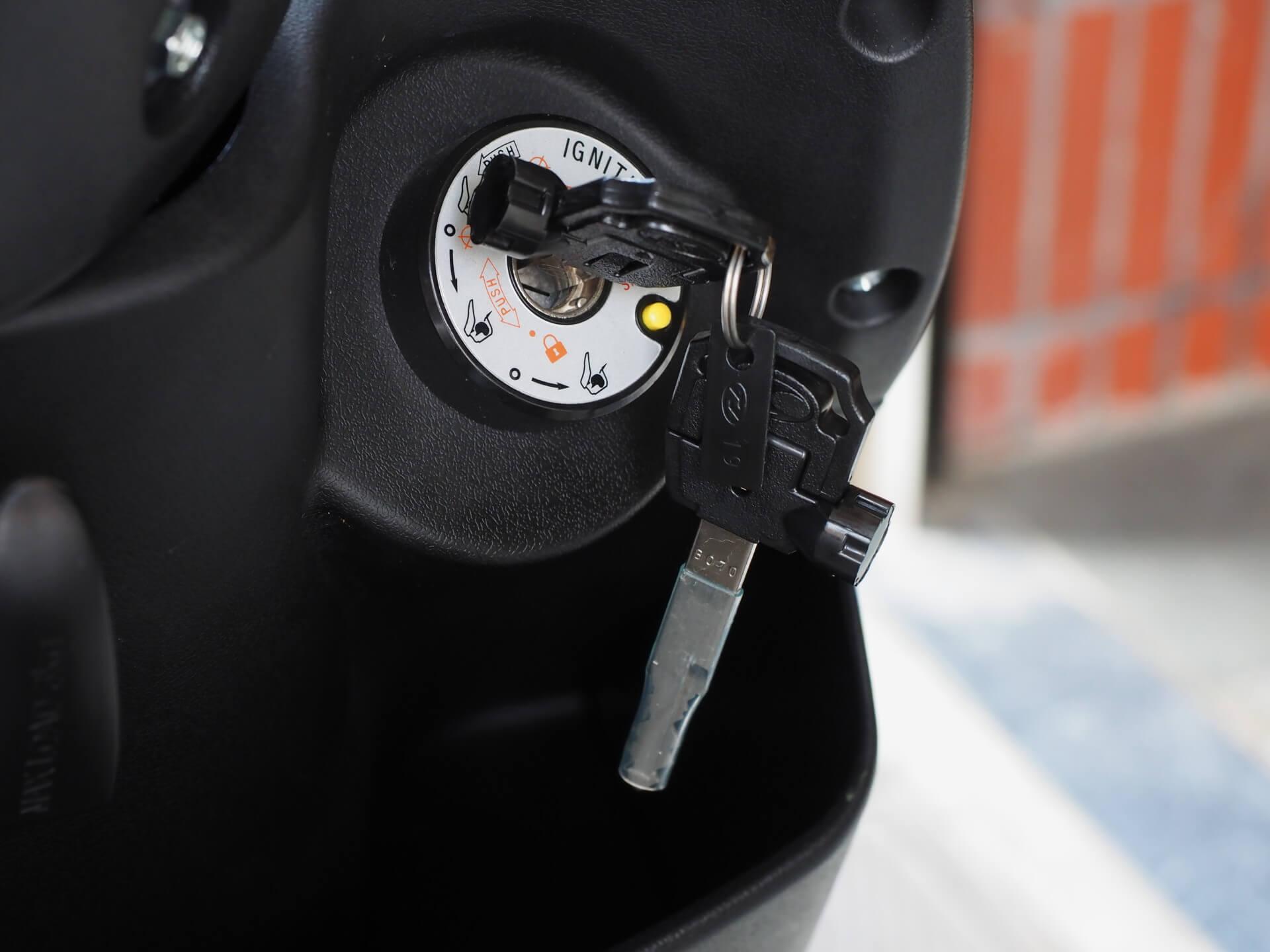 光陽 KYMCO GP 125 鼓剎機車鑰匙