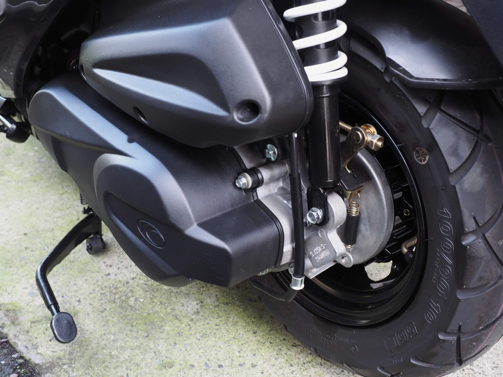 光陽 KYMCO GP 125 鼓剎機車引擎